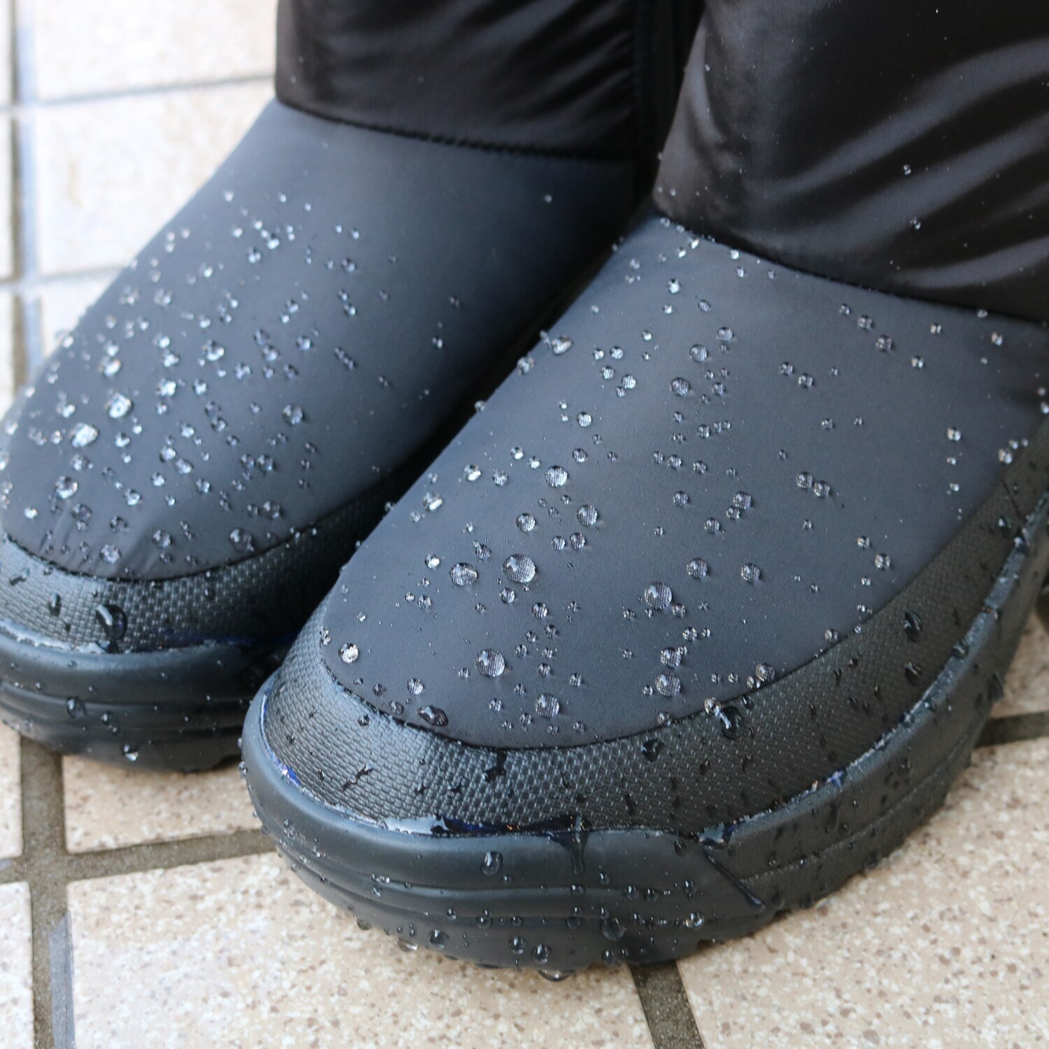 ＧＥＲＲＹ 防水・はっ水 Ｗファスナーになった！ スパイク付ショートブーツ