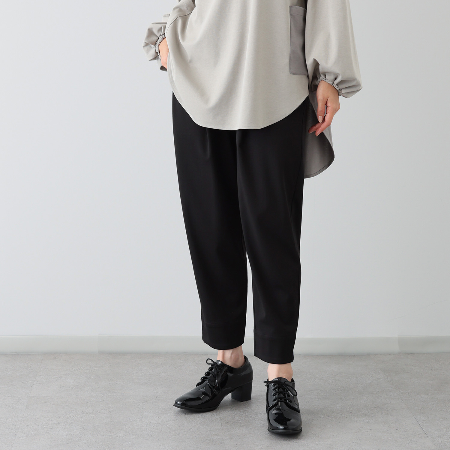 ホリーズ　アズ コンフォートパンツ