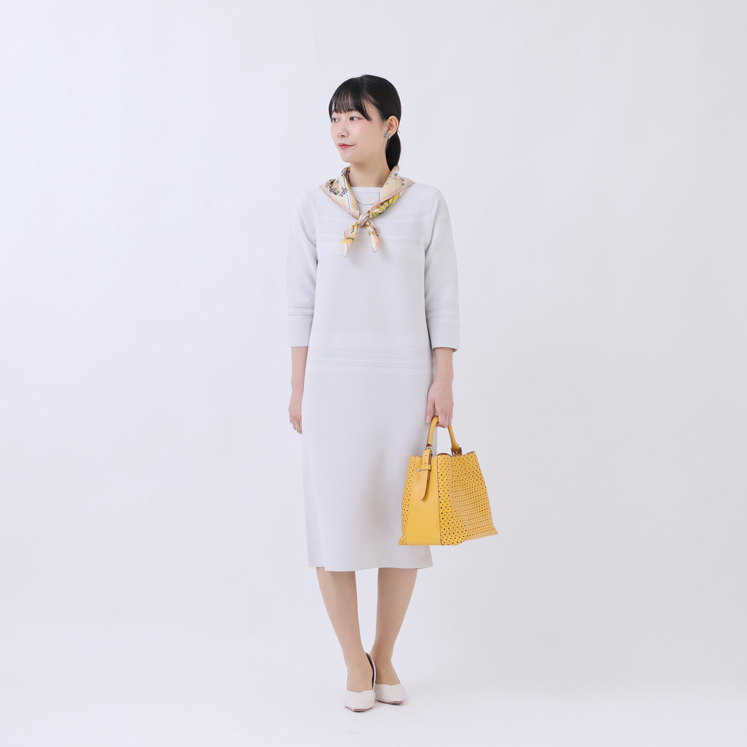 マルティジャーニ 日本製　匠の技 立体編 軽量ストレッチ コクーンワンピース