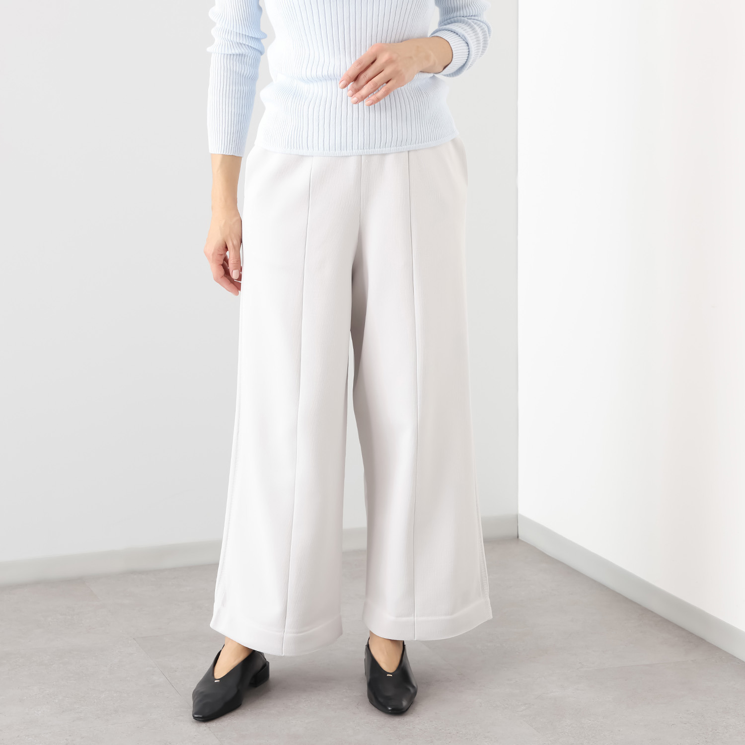 マルティジャーニ 日本製　匠の技 立体編 軽量ストレッチ ワイドパンツ