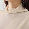 ミニマライズプラス 大人の上品な輝き放つ モックネック ニットプルオーバー