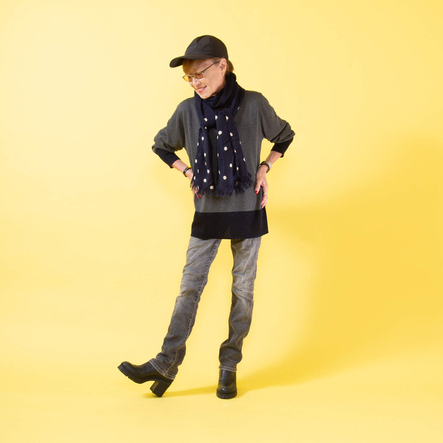 ミニマライズプラス 大人の上品な輝き放つ モックネック ニットプルオーバー