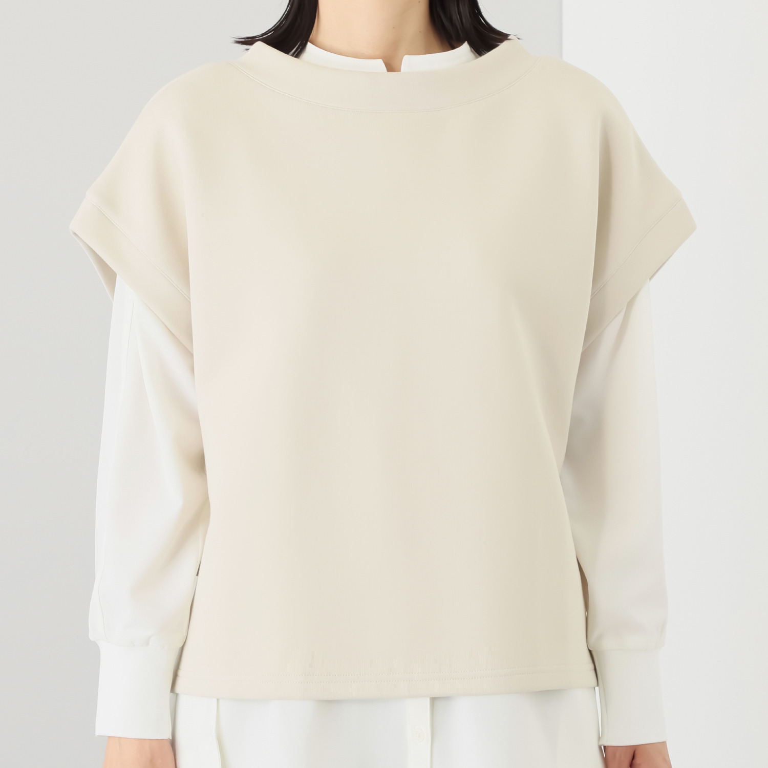 ヨーコモリモト スタッズアクセント ２ウェイデザイン プルオーバーベスト