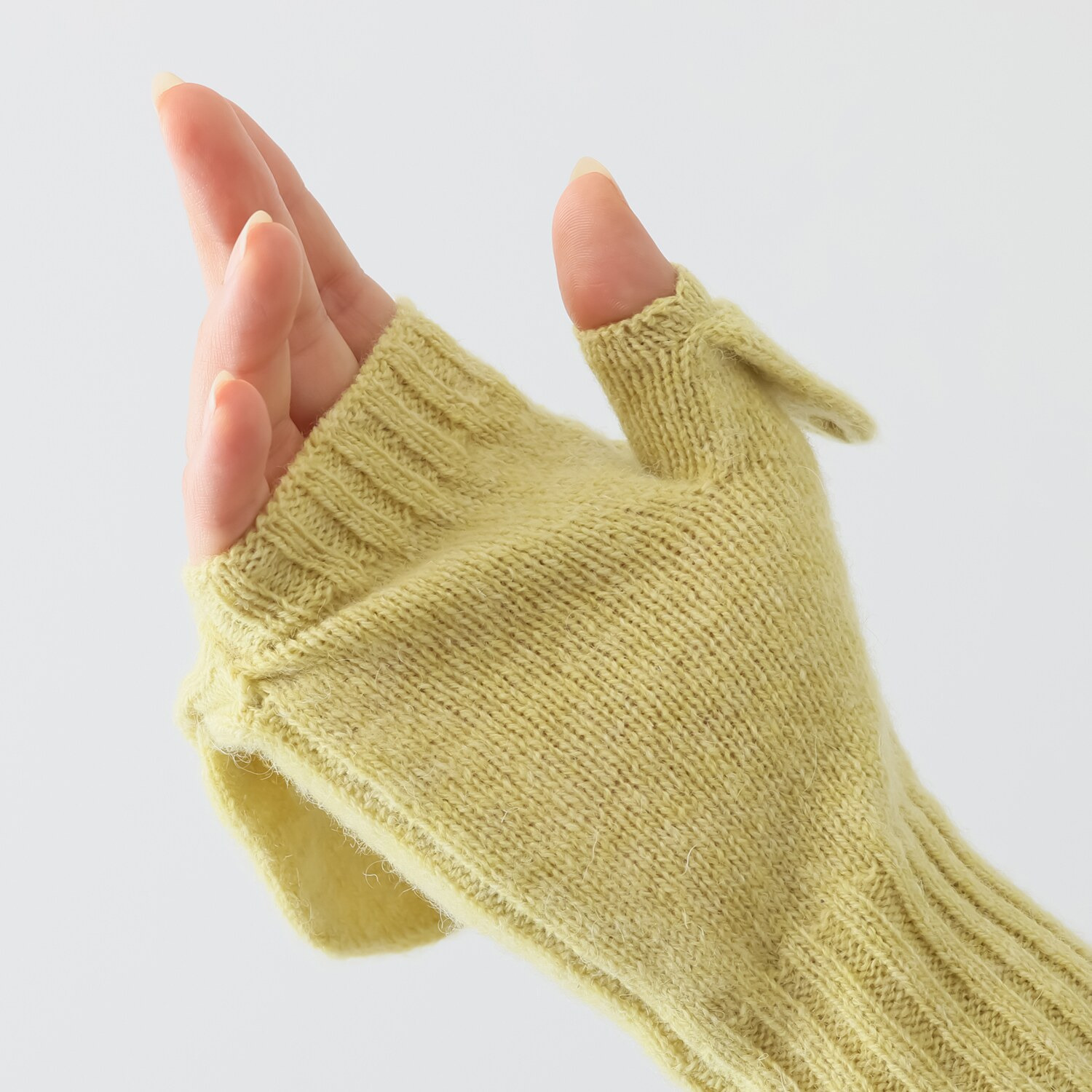 エヌエフ 自社牧場で育った ウール１００％ ニットミトン