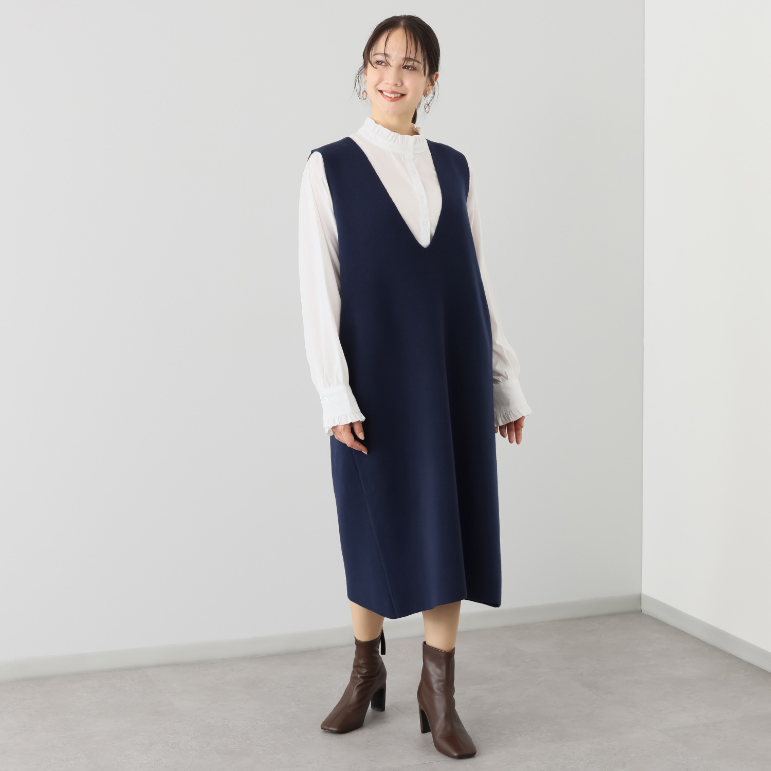 エヌエフ 自社牧場で育った ウール１００％ ジャンパースカート