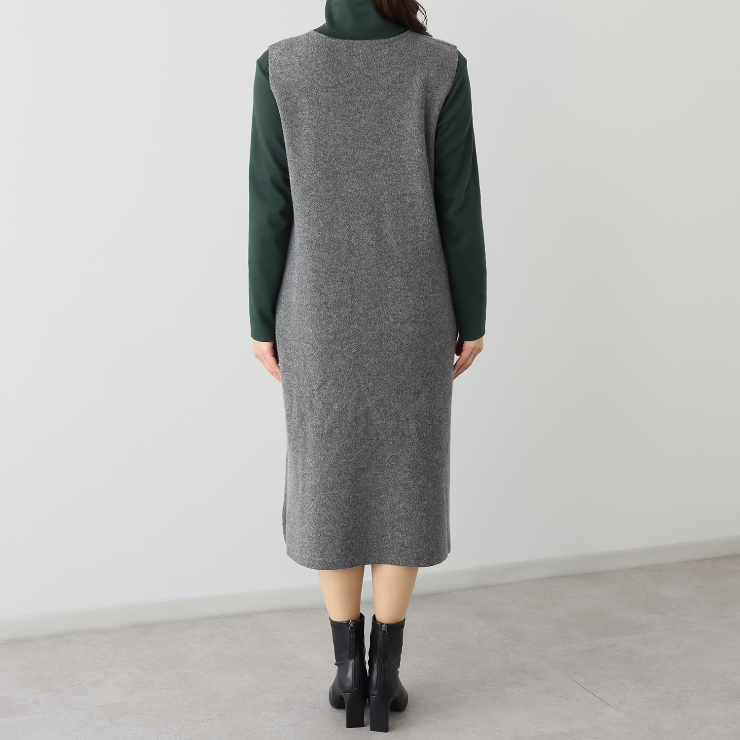 エヌエフ 自社牧場で育った ウール１００％ ジャンパースカート