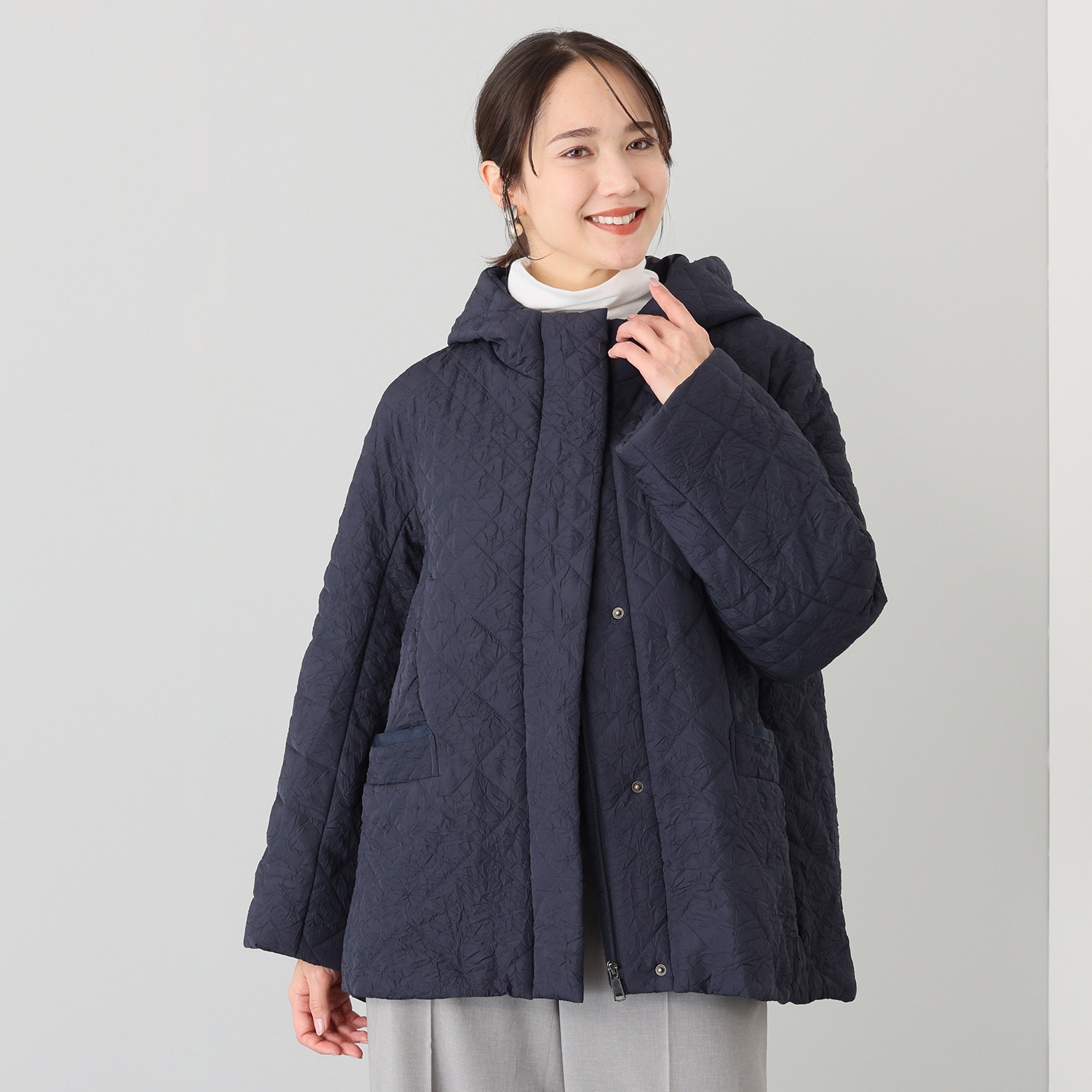 元町ゼラール ワッシャータフタ グラデーションキルト ミドル丈フーディーコート