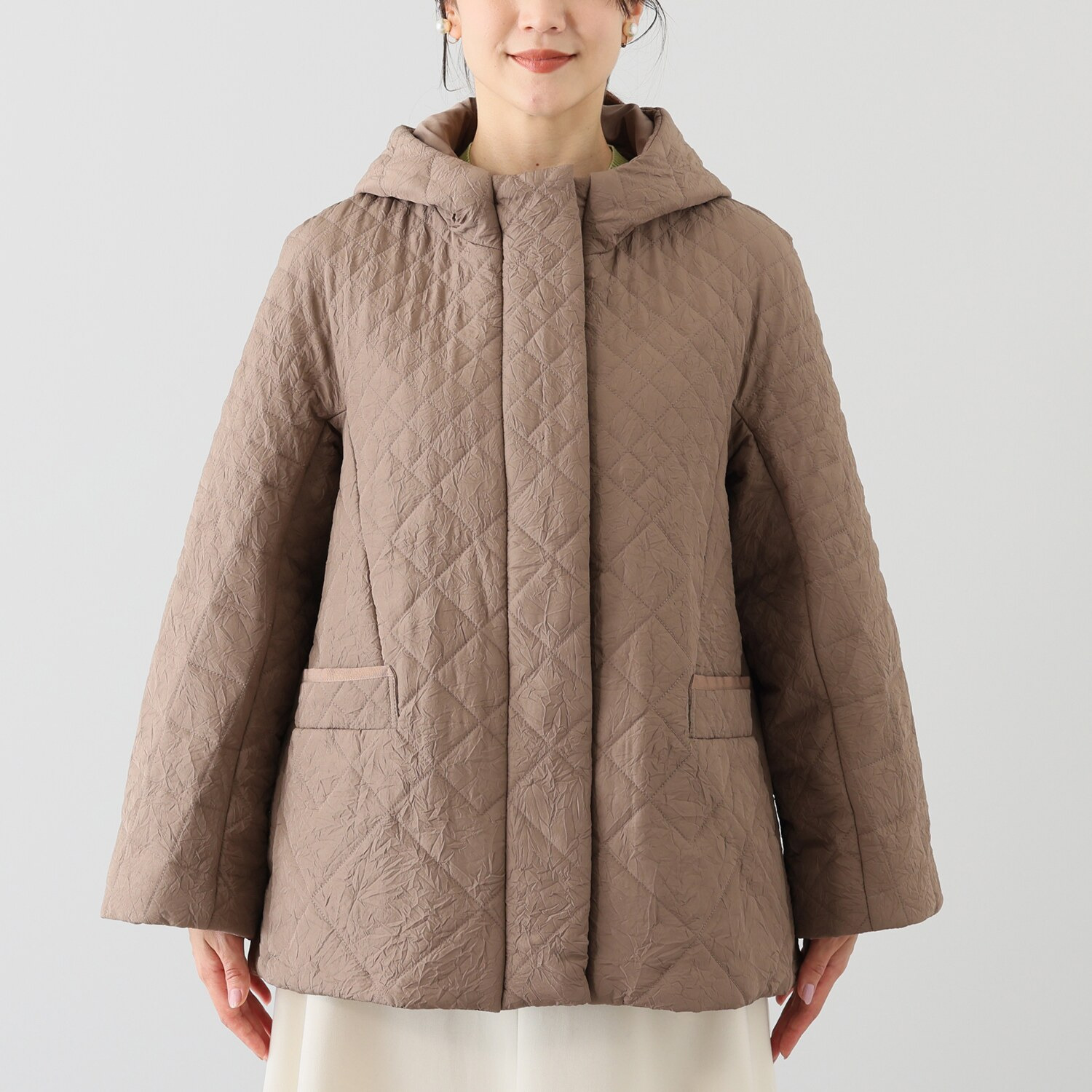 元町ゼラール ワッシャータフタ グラデーションキルト ミドル丈フーディーコート