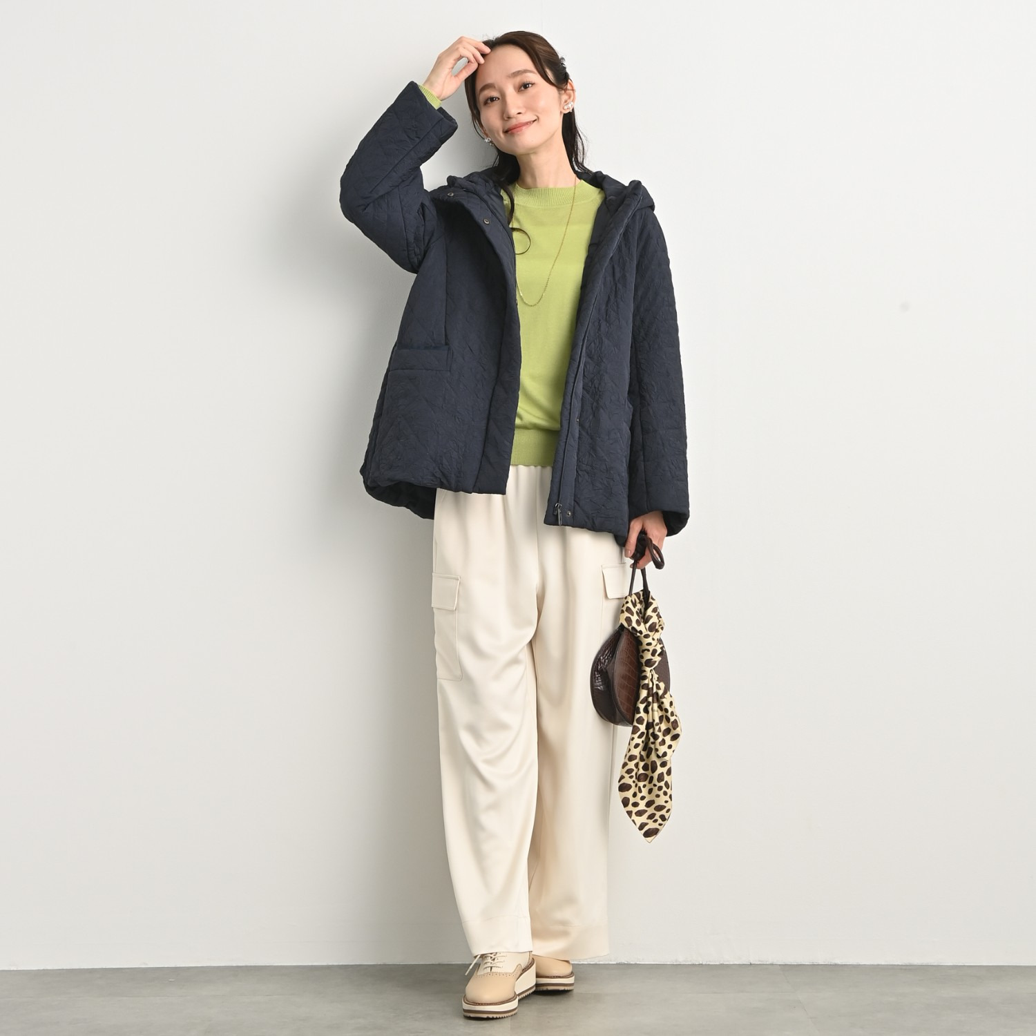 元町ゼラール ワッシャータフタ グラデーションキルト ミドル丈フーディーコート