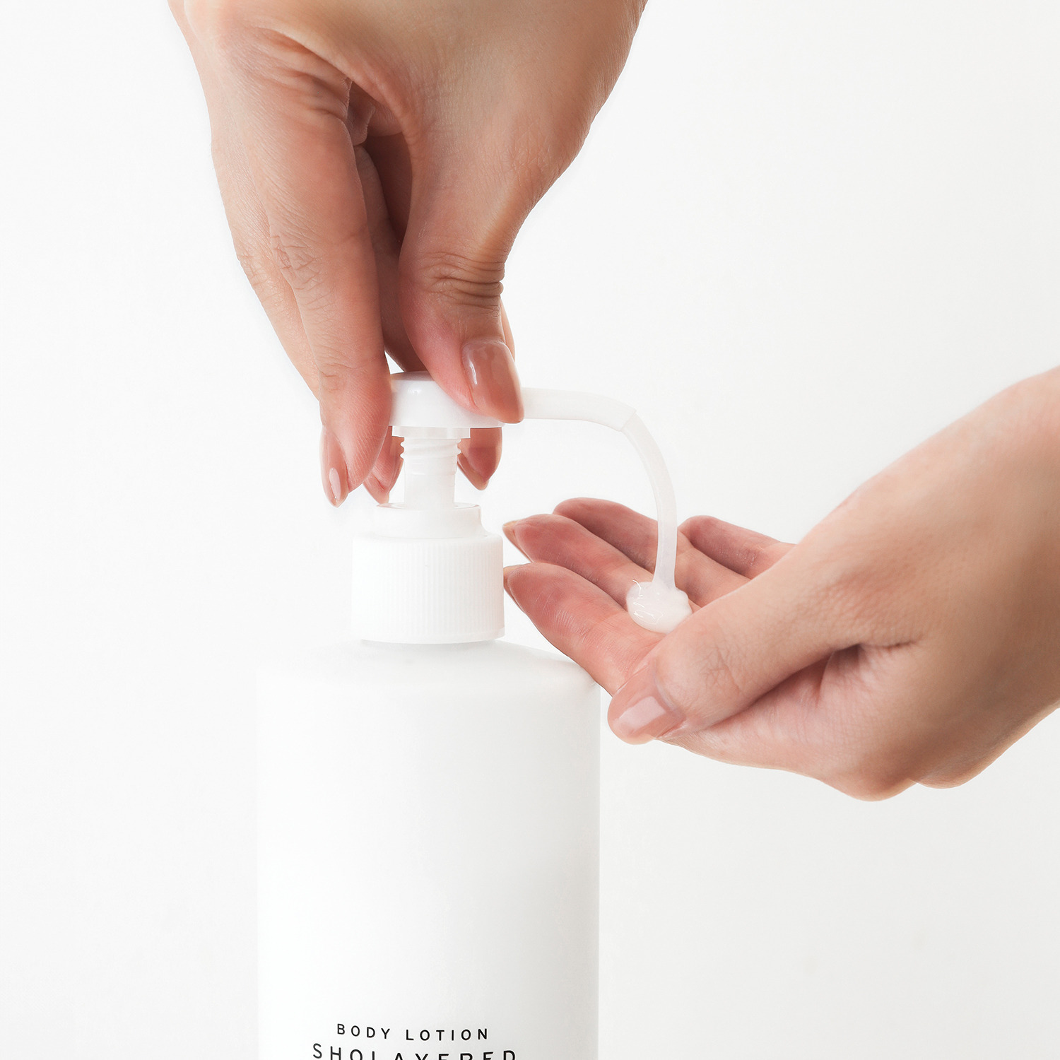 ショーレイヤード さりげなくふわりと香る ハリツヤ潤い肌へ導く ボディローション “フレッシュペア” ２本セット 