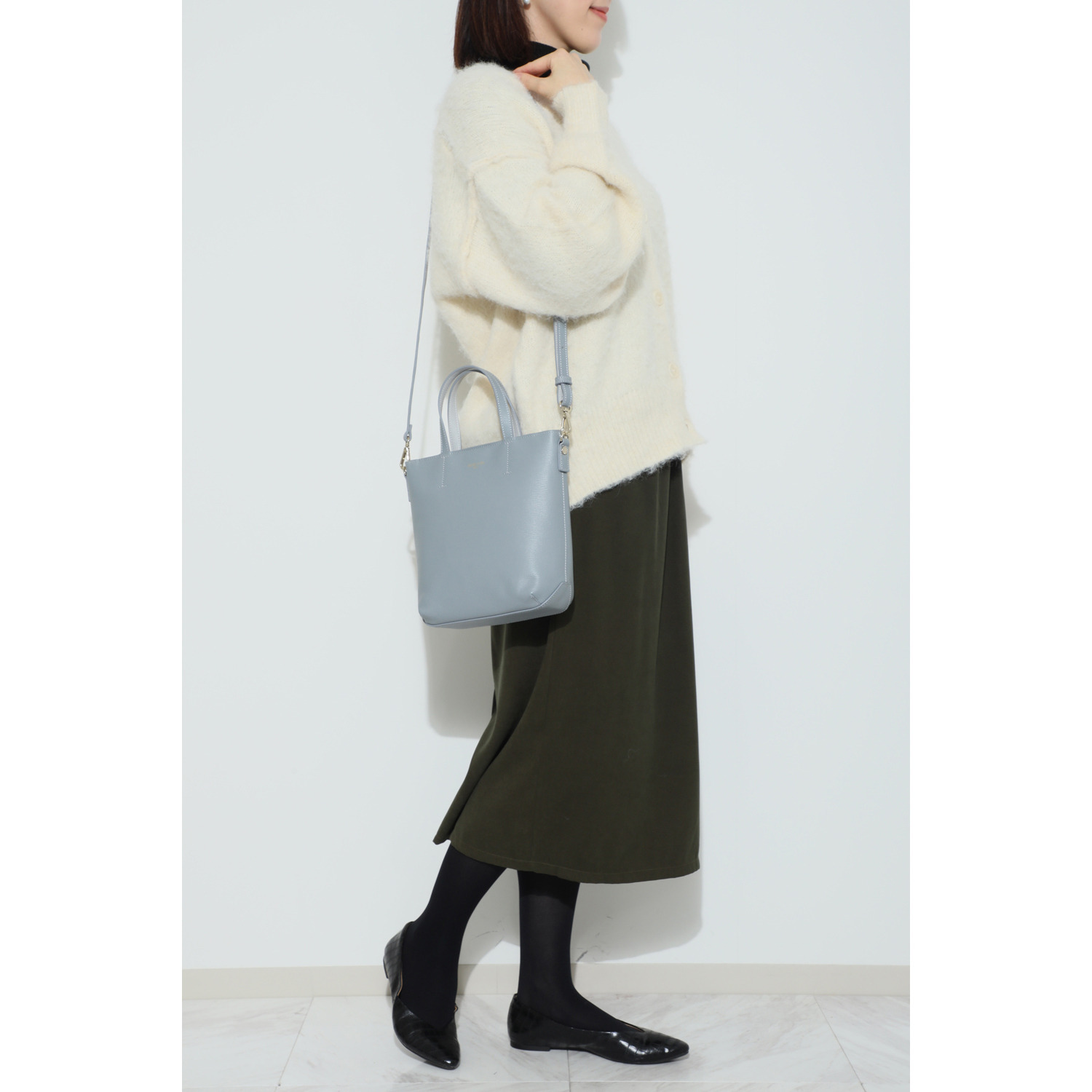 ミッシェル　クラン はっ水 牛革シュリンク型押し ２ウェイハンドバッグ