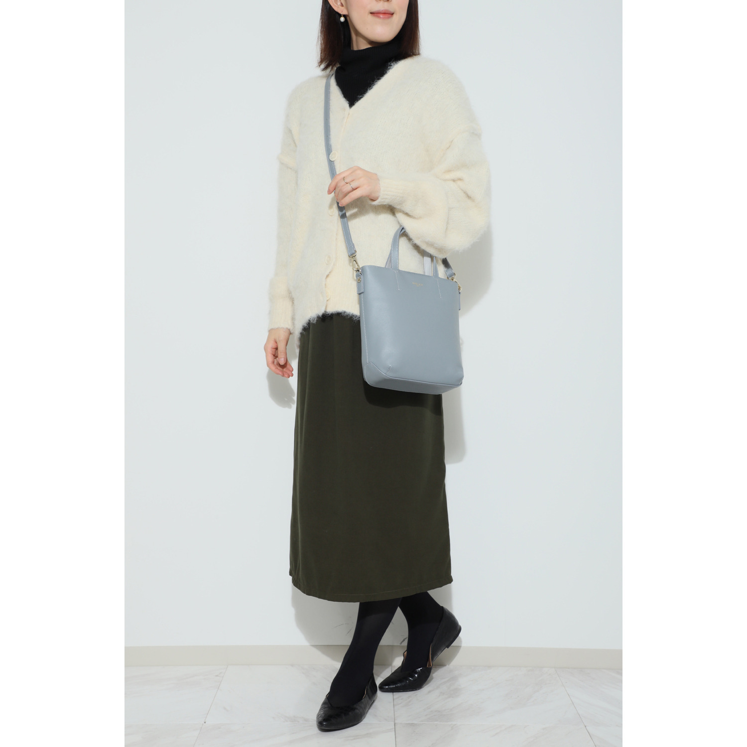 ミッシェル　クラン はっ水 牛革シュリンク型押し ２ウェイハンドバッグ