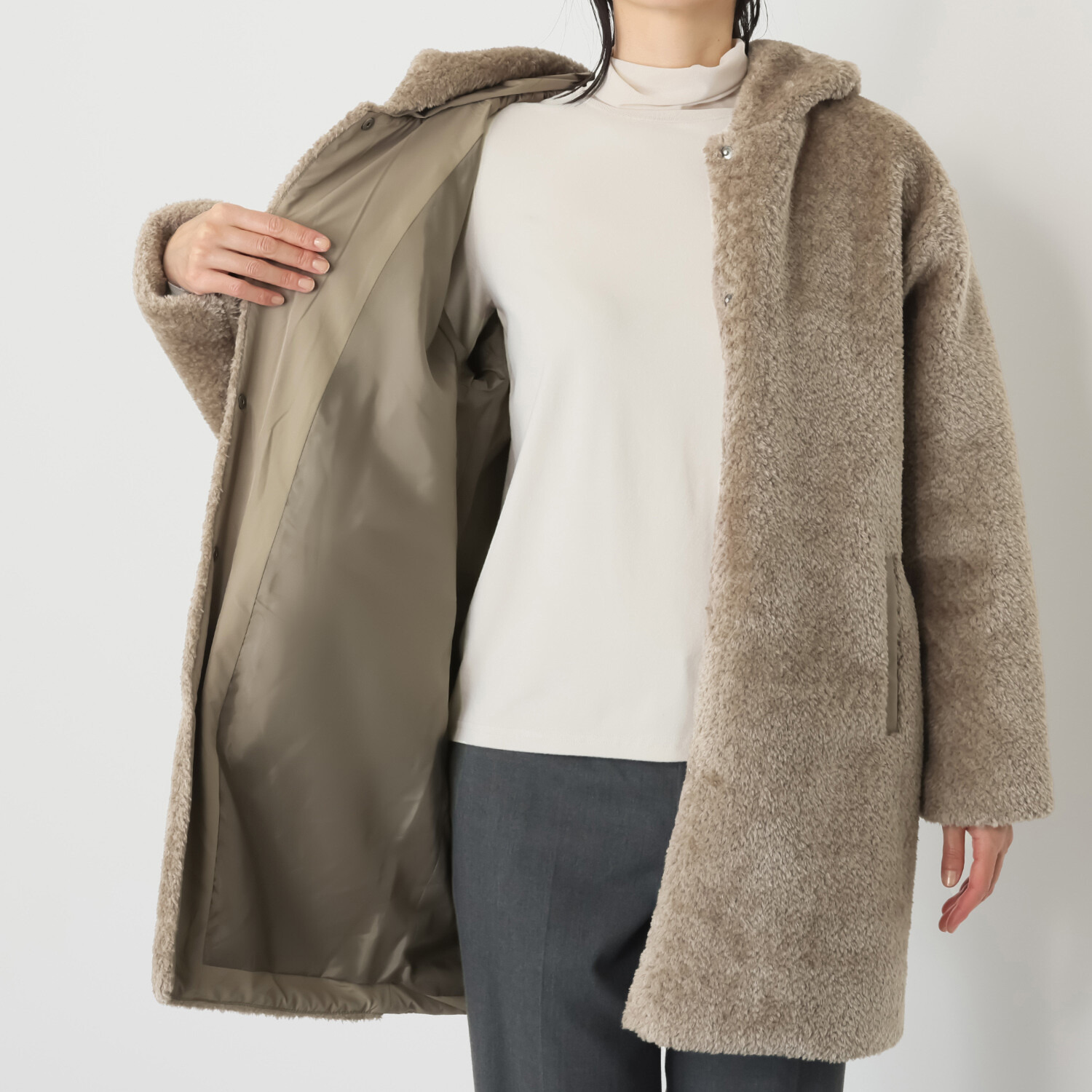 スタイル・ラヴィー キルティングアクセント 立体的なカットが新しい エコファー フーディーコート