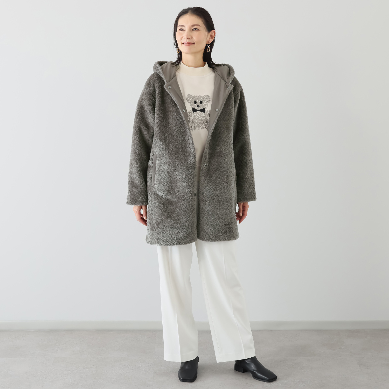 スタイル・ラヴィー キルティングアクセント 立体的なカットが新しい エコファー フーディーコート