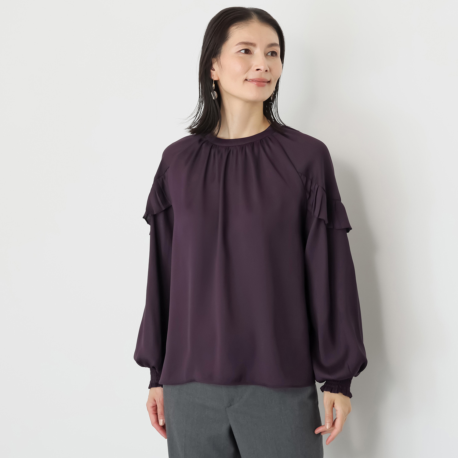 スタイル・ラヴィー プリーツ＆ ギャザーアクセント袖 バックサテンブラウス