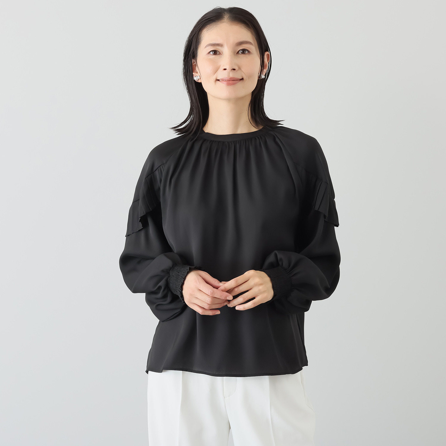 スタイル・ラヴィー プリーツ＆ ギャザーアクセント袖 バックサテンブラウス