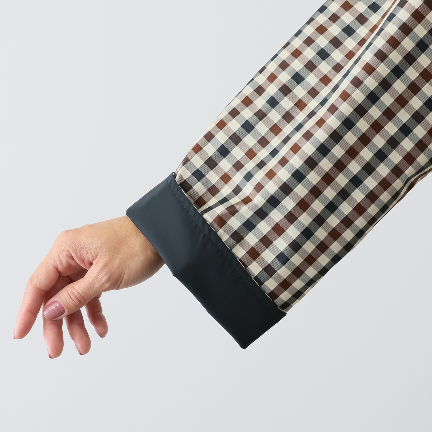 アクアスキュータム 防水・はっ水・防風 全天候型 ポケッタブル ステンカラーコート