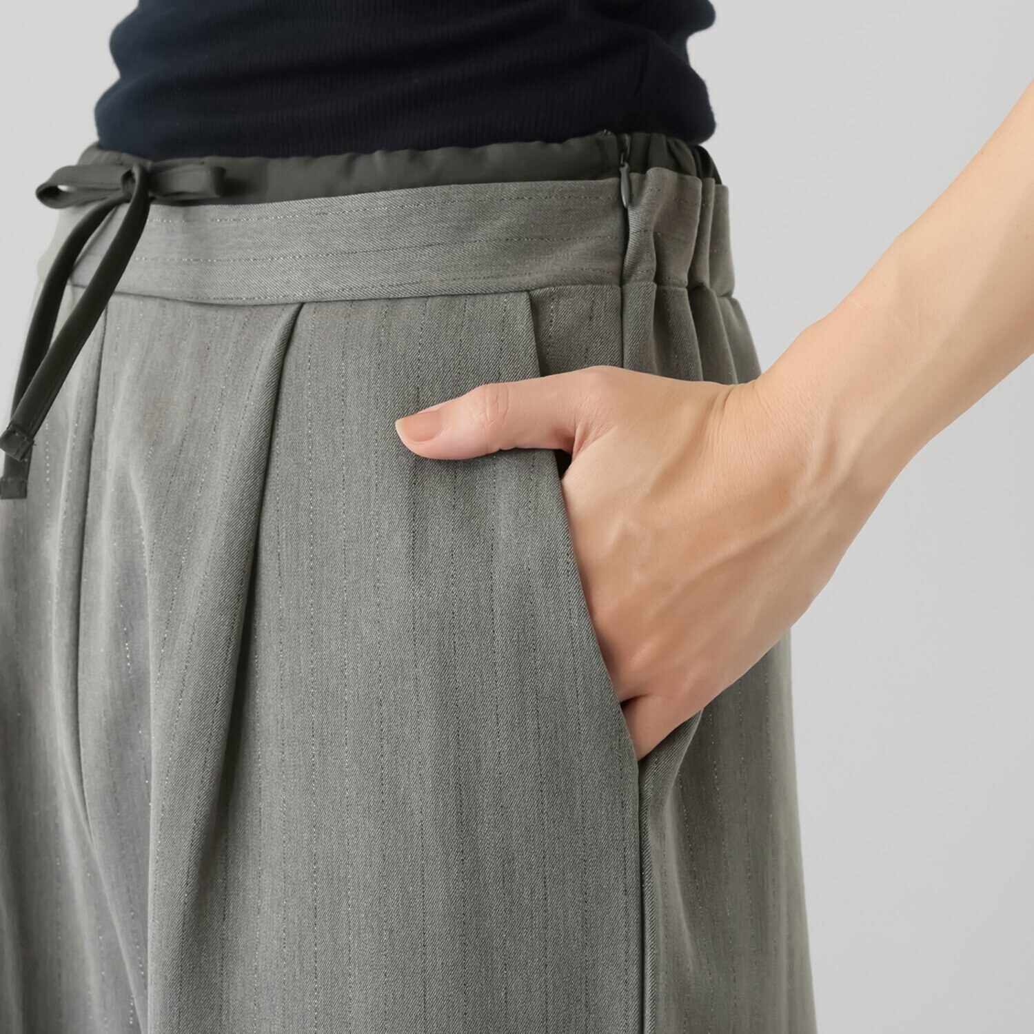 フーア ラメストライプ セミワイドパンツ