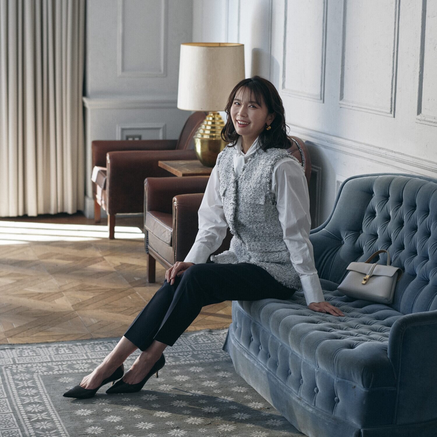 亀　恭子セレクト！ ロペ 尾州産ツイード生地使用 ポケットアクセント Ｖネックジレ