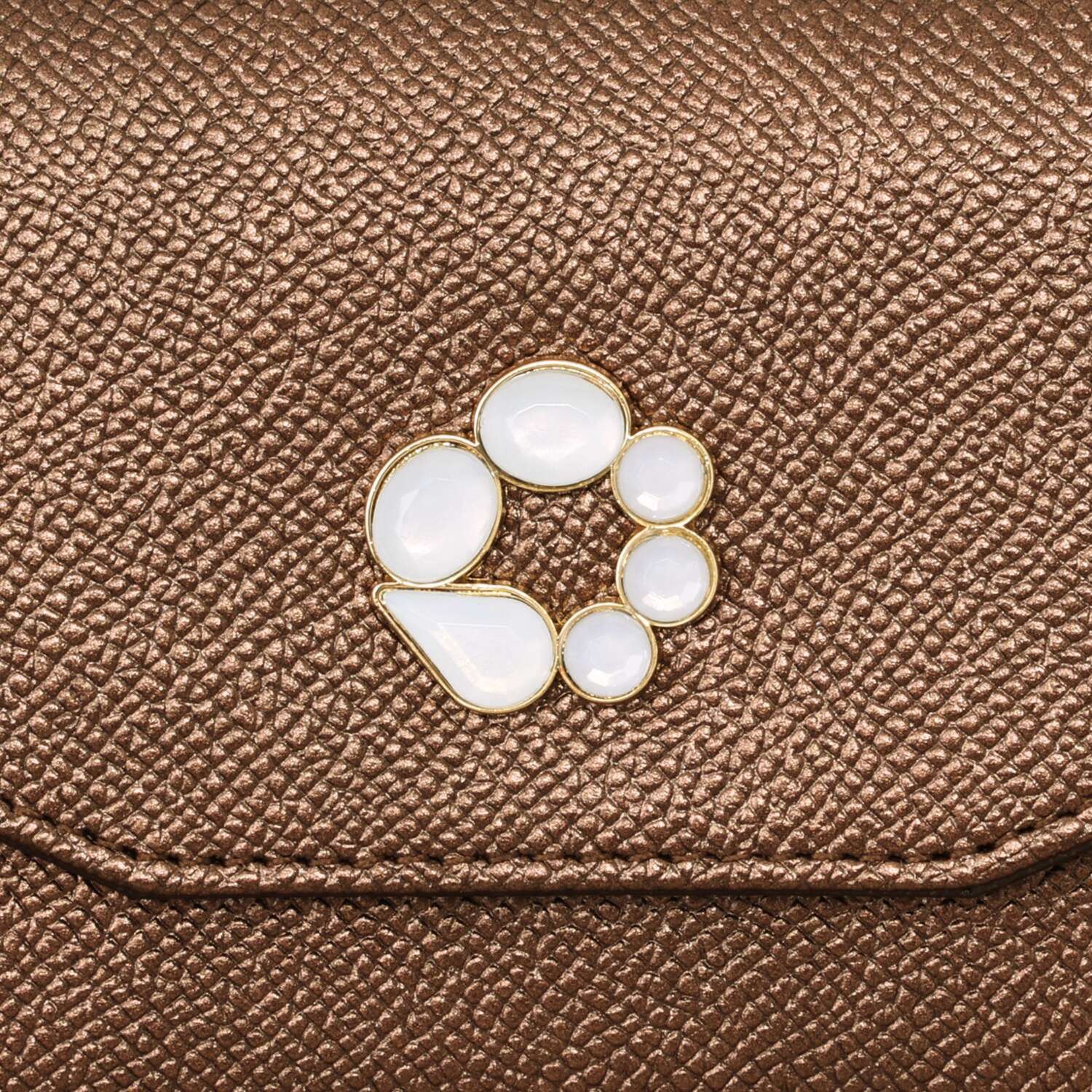 マリ・クレール ホースレザー ミスティリングブローチ付 スリムウォレット