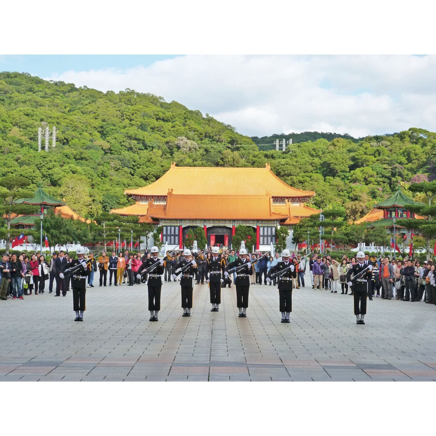 大人時間を愉しむ 台湾北部周遊 ４日間 “成田空港発着 　２名１室”