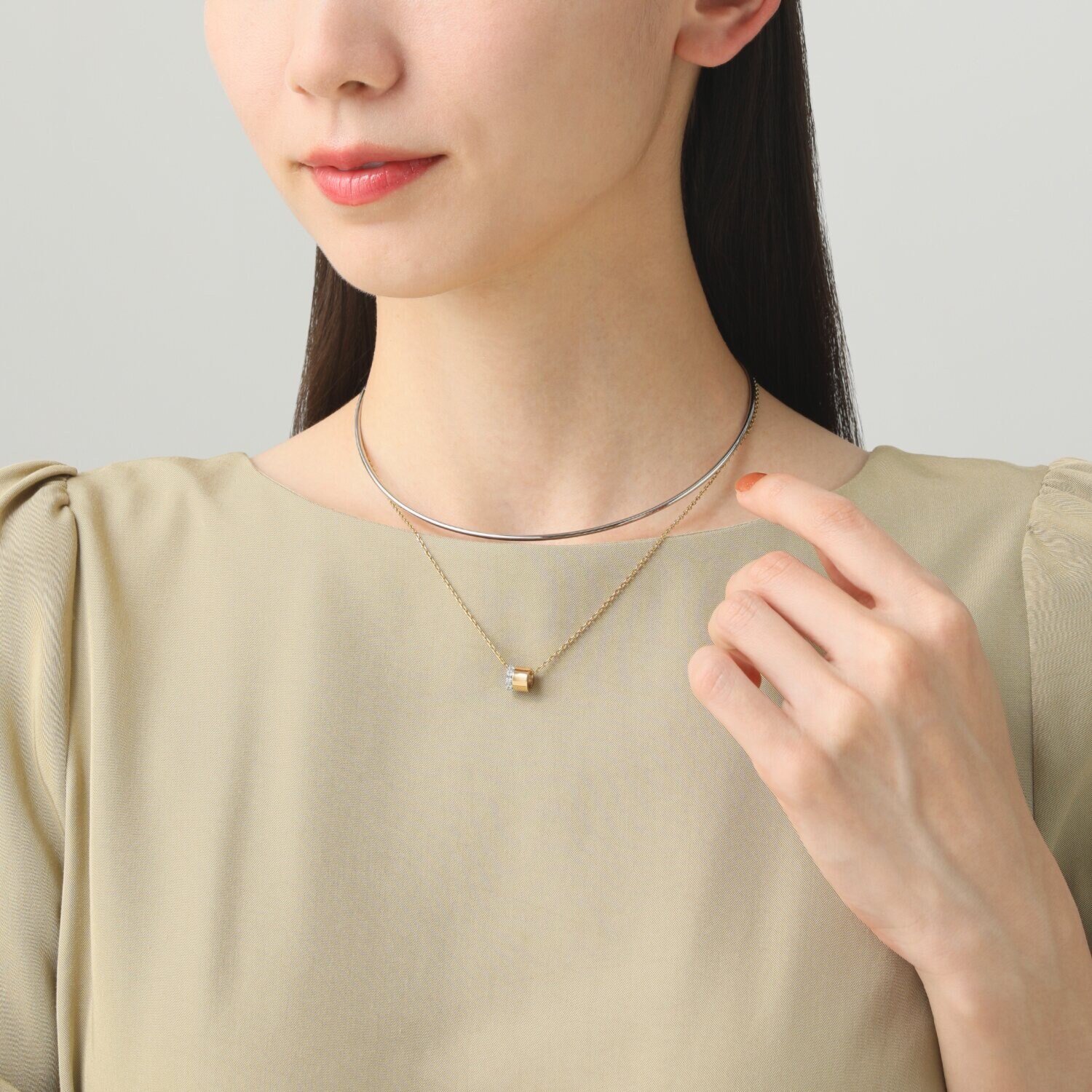 デルークス サージカルステンレス ツートーンデザイン ＣＺペンダント＆ チョーカーセット