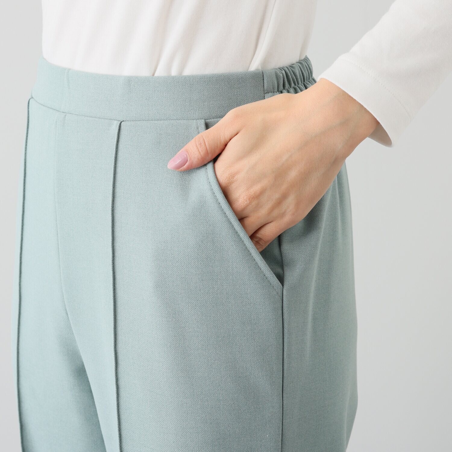 ＴＡＫＵＭＩＢＡ 吸湿発熱 ウーリッチウォーム イージーワイドスラックス ＜股下６５ｃｍ＞