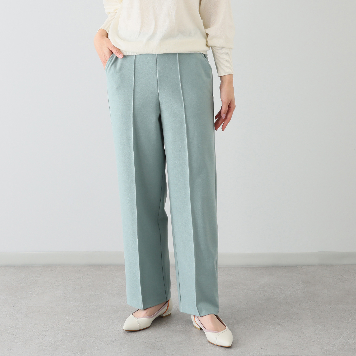 ＴＡＫＵＭＩＢＡ 吸湿発熱 ウーリッチウォーム イージーワイドスラックス ＜股下７０ｃｍ＞