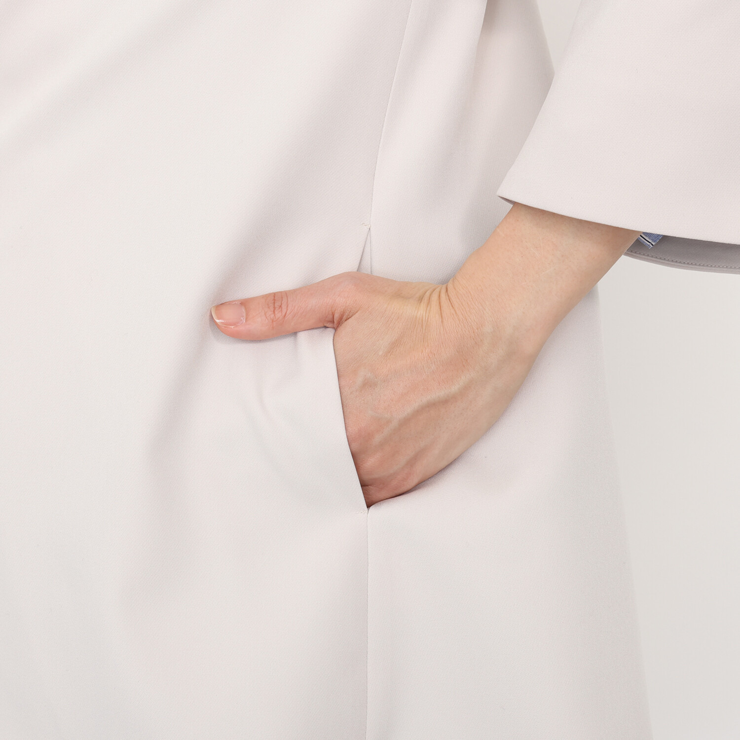 亀　恭子セレクト！ クラッサ 上品マットダブルクロス Ａラインジャケット＆ テーパードパンツ