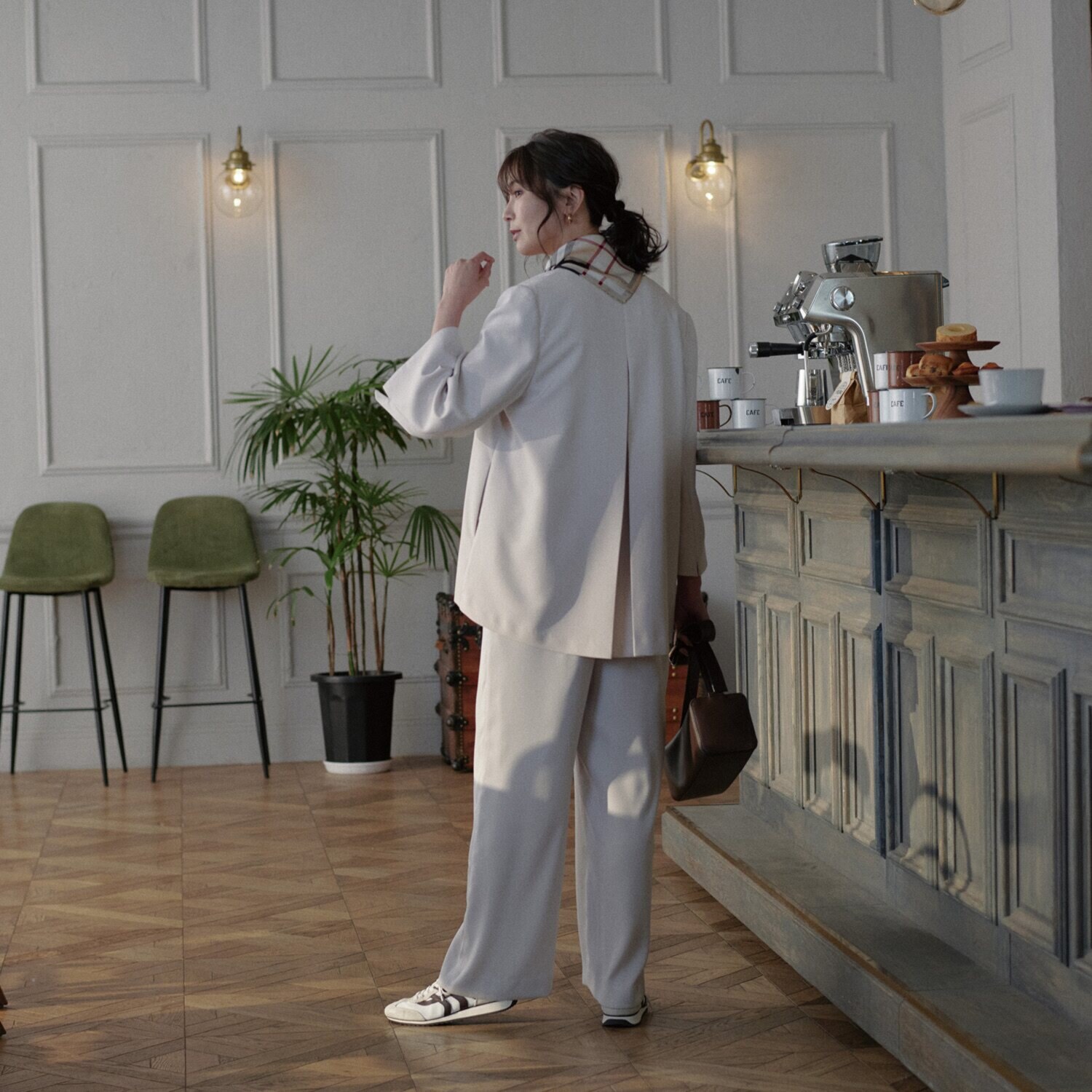 亀　恭子セレクト！ クラッサ 上品マットダブルクロス Ａラインジャケット＆ テーパードパンツ