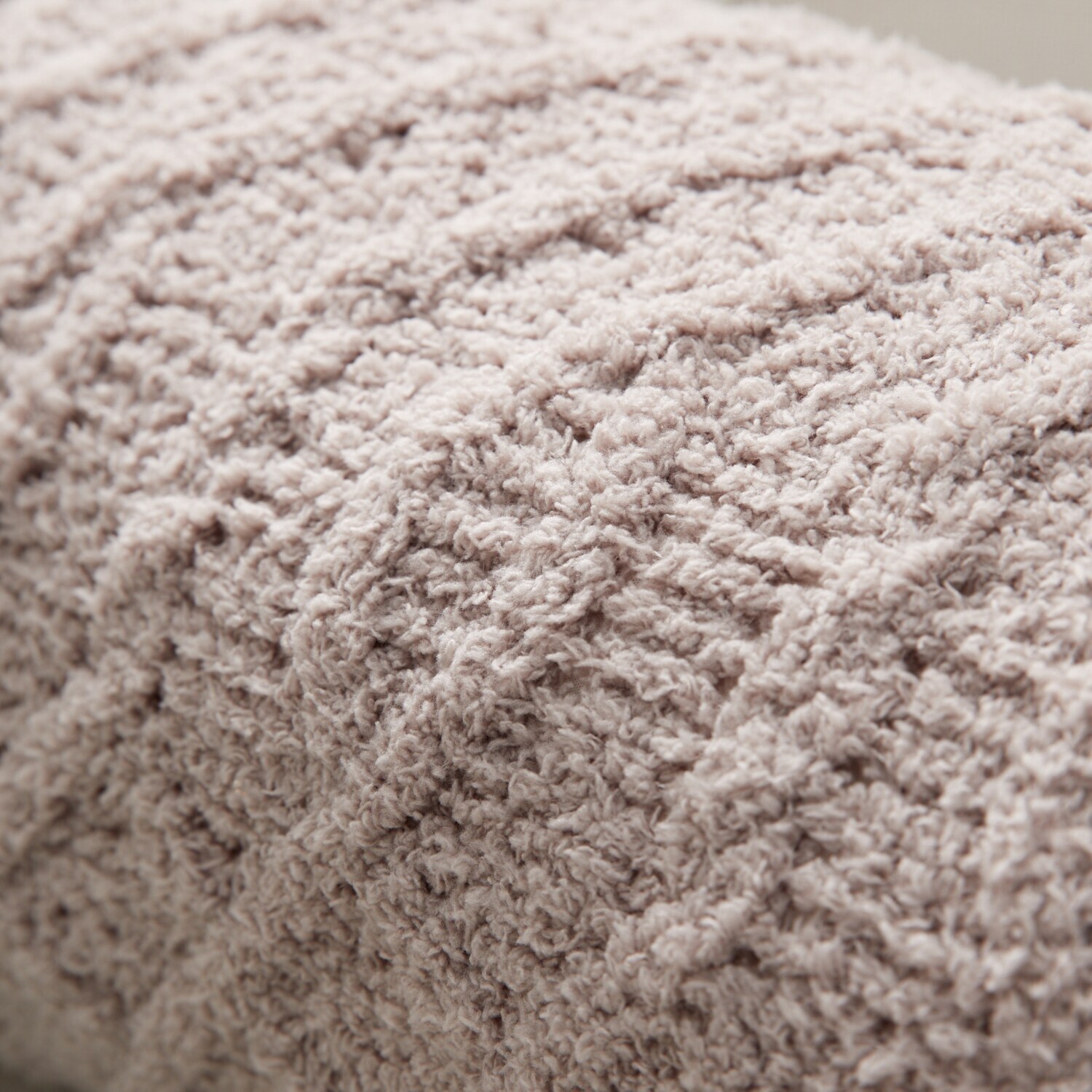 大津毛織 吸湿発熱ホットテックス ふわふわモコモコ ファンシーヤーン ボルスタークッション