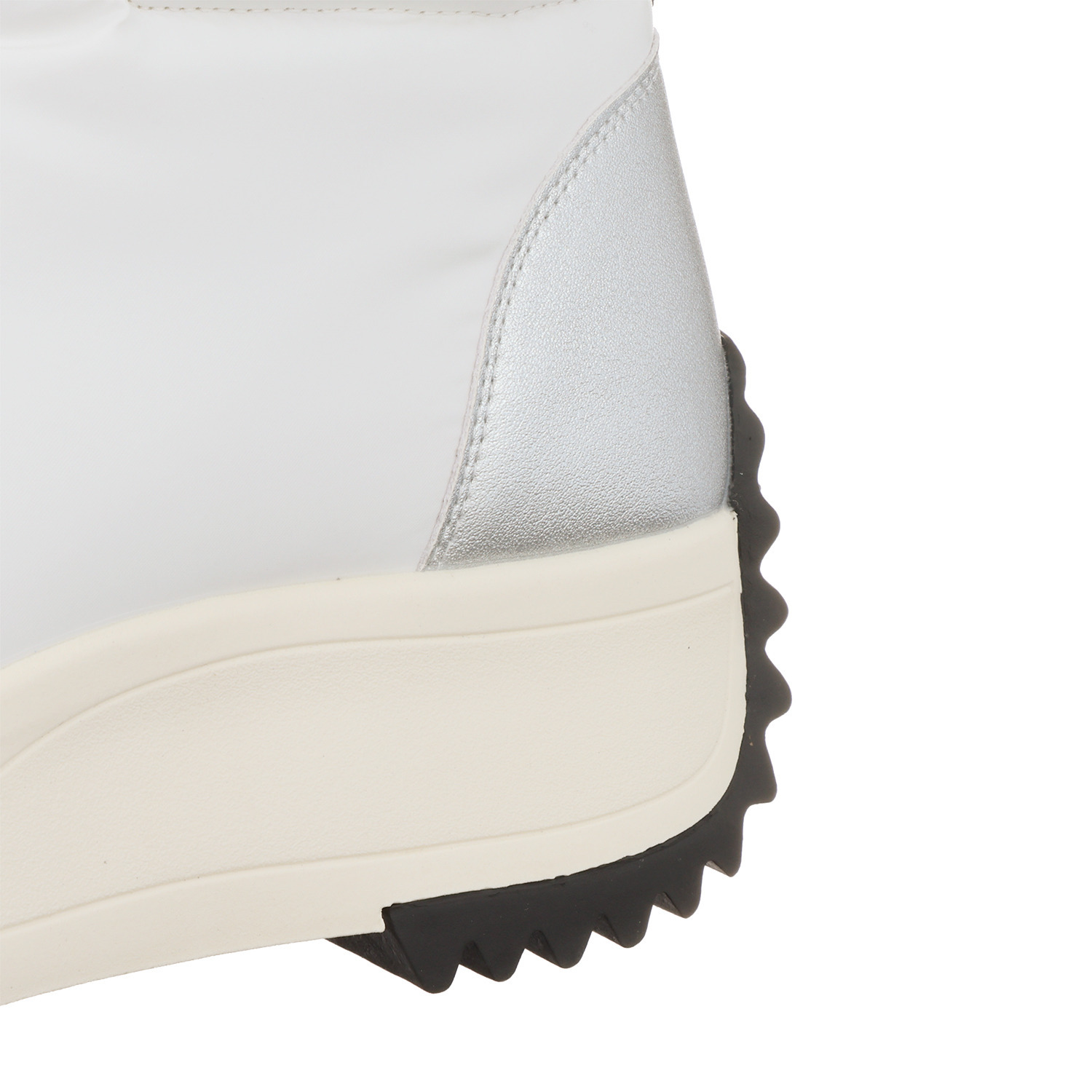 ヌーベルヴォーグ リュクスライン はっ水　中わた 厚底スニーカーブーツ