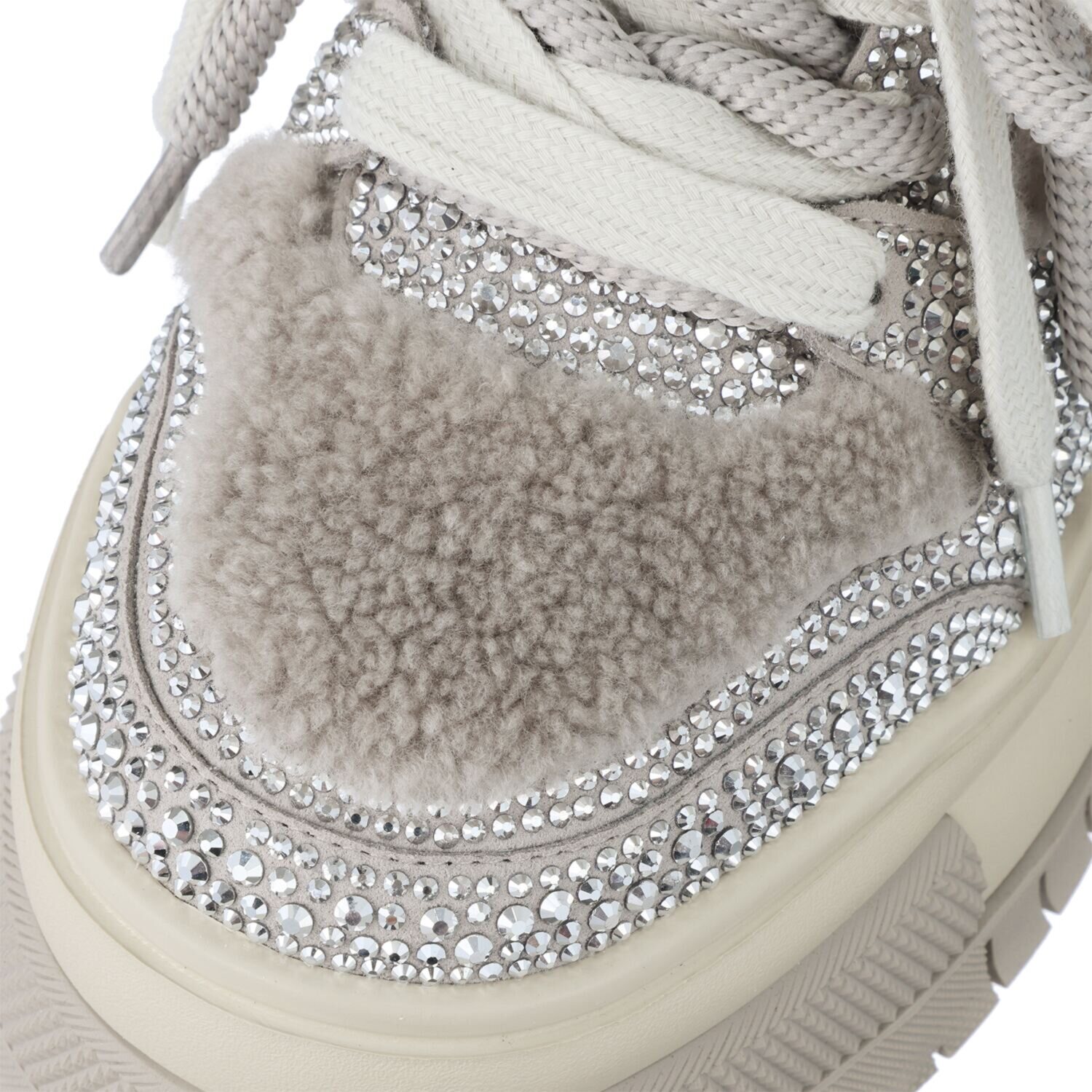 ヌーベルヴォーグ リュクスライン ムートン＆ビジュウ 大人のご褒美スニーカー