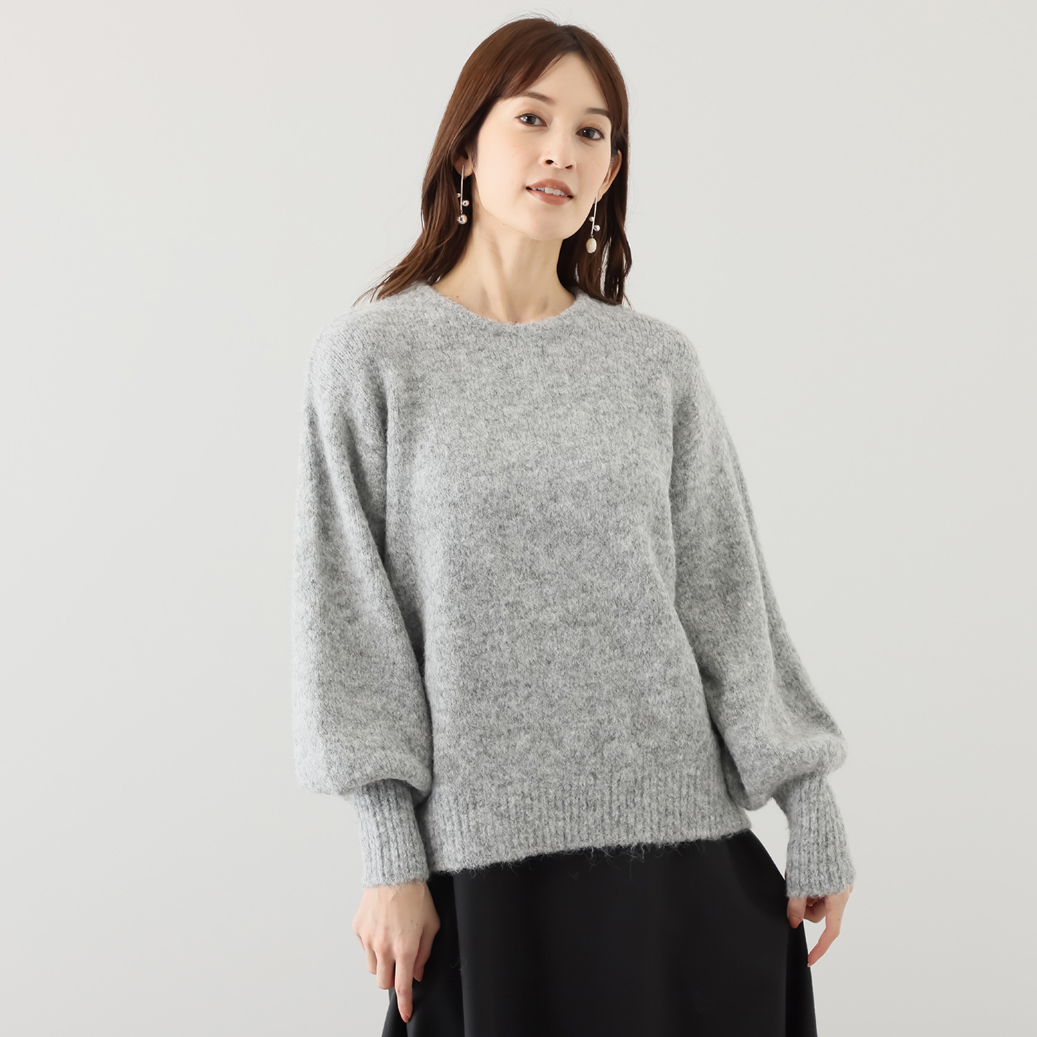 エーエフコンフィ ふんわり袖の モヘヤ調 ニットプルオーバー