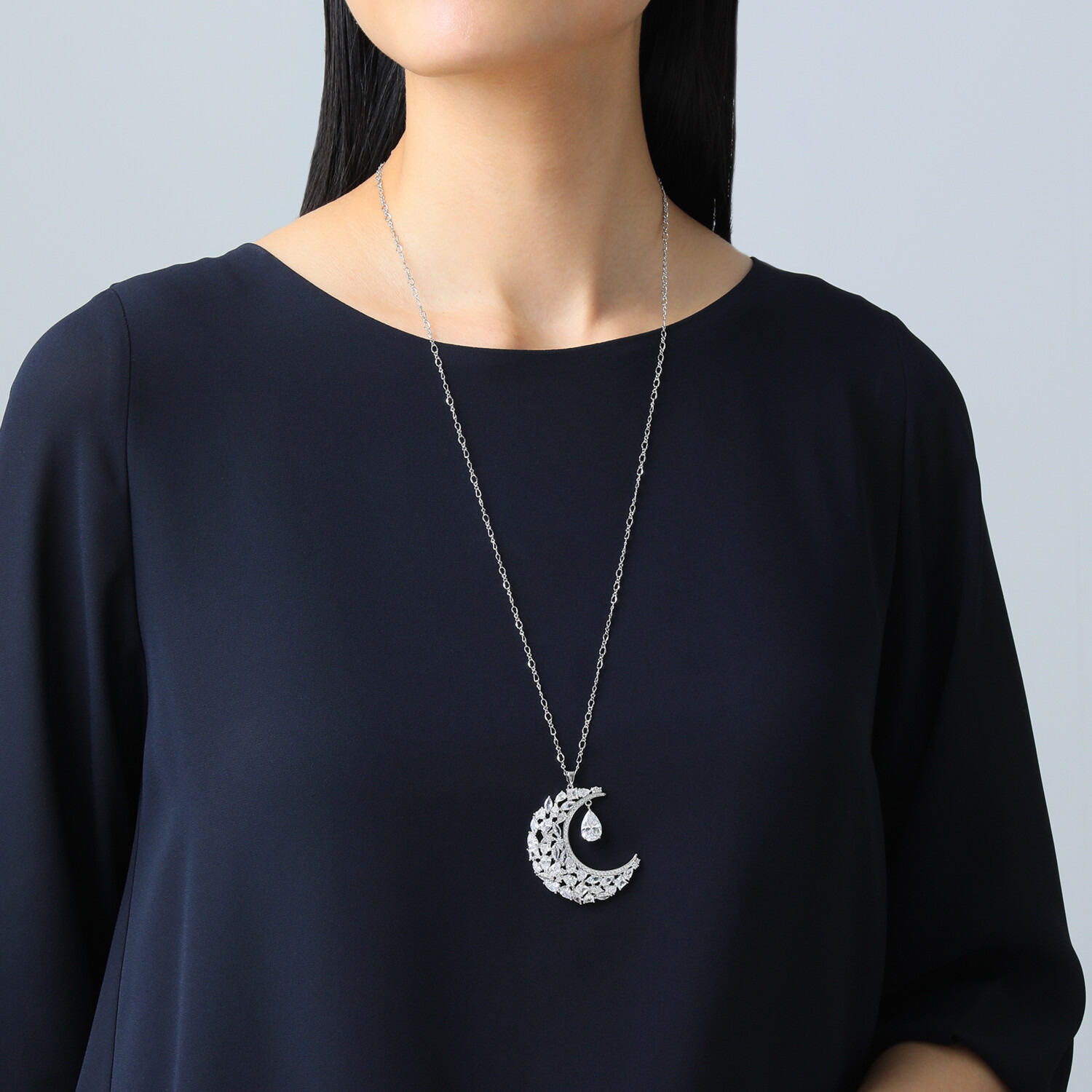 エスアンドアール ＣＺ シャイニー クレセントモティーフ ロングペンダント