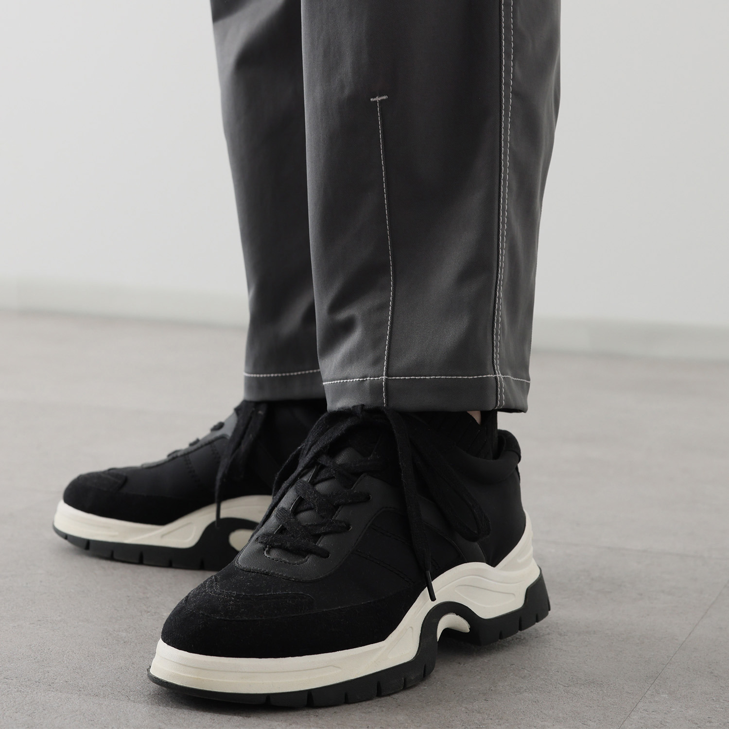 イクシーズ ハートエンブロイダリー 配色ステッチパンツ