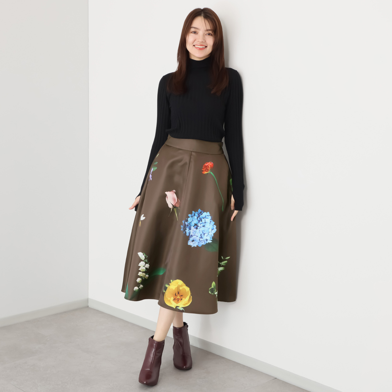 タマミ　ワタナベ ハイネック クリームシューニット プルオーバー