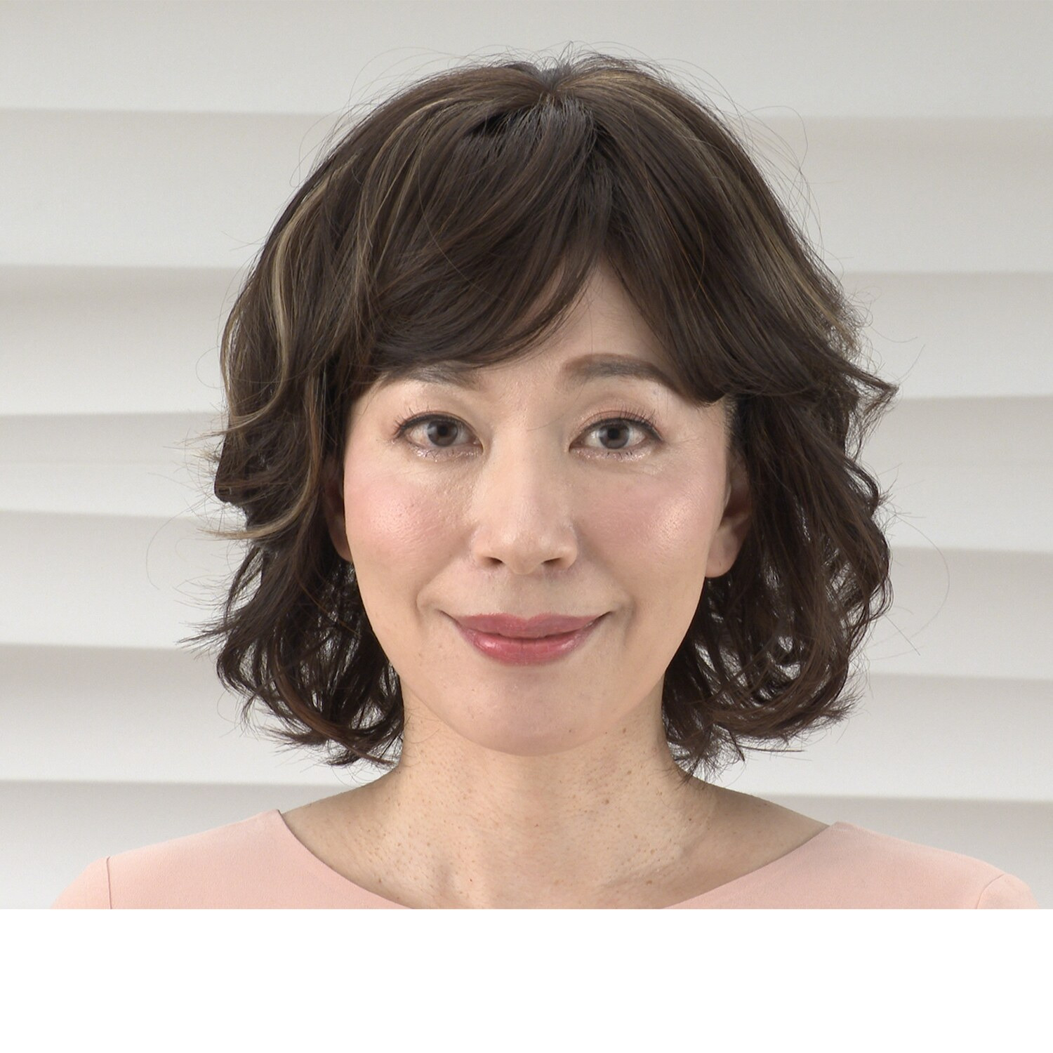 ＫＡＺＵＥウイッグ ウェイビースタイル ウイッグ