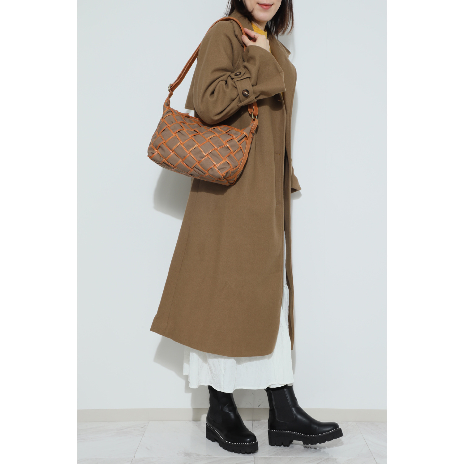 ズッケロ レザートリムキャンバス メッシュショルダーバッグ