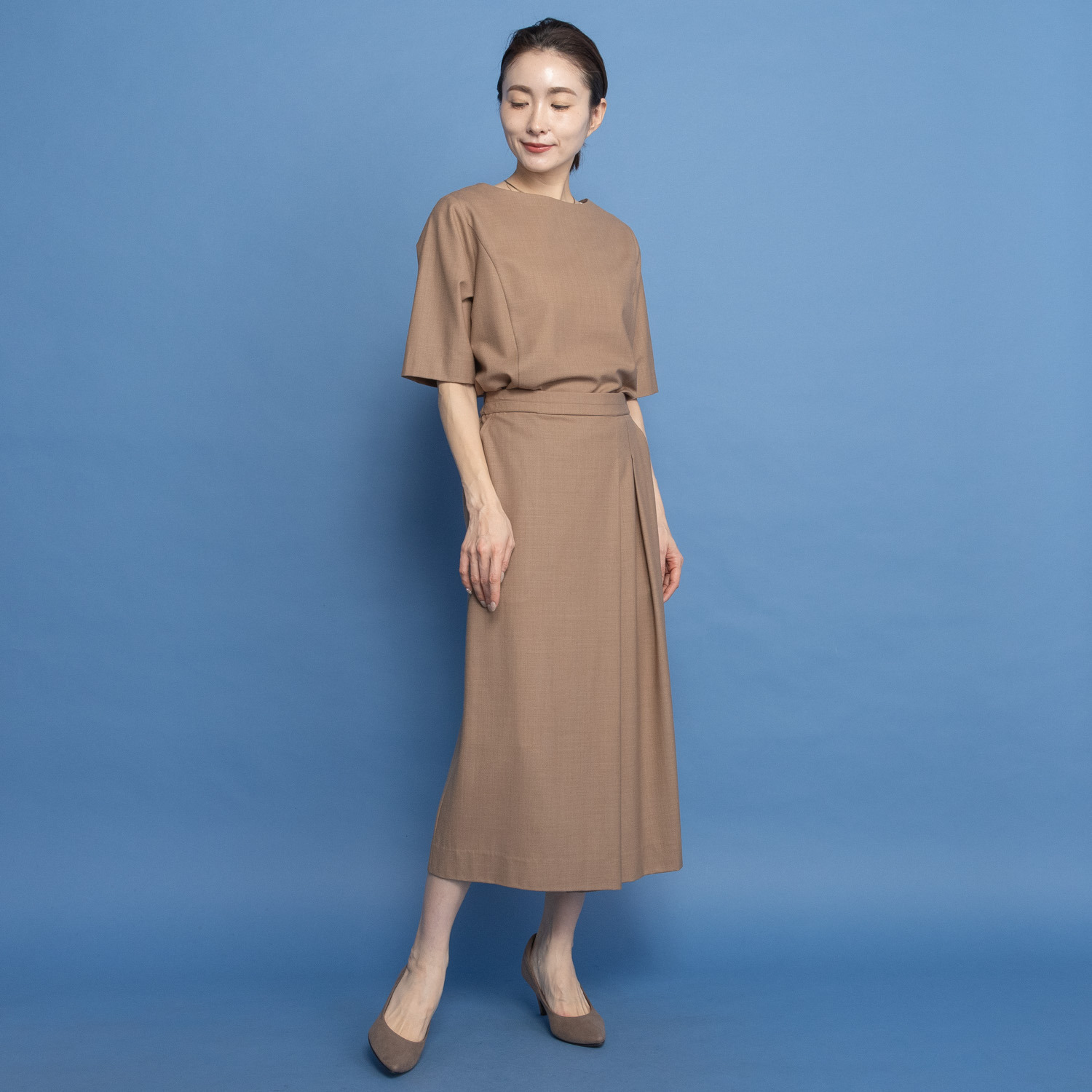 レア　ジェム ウールトリアセテート混 タックデザイン Ｉラインスカート