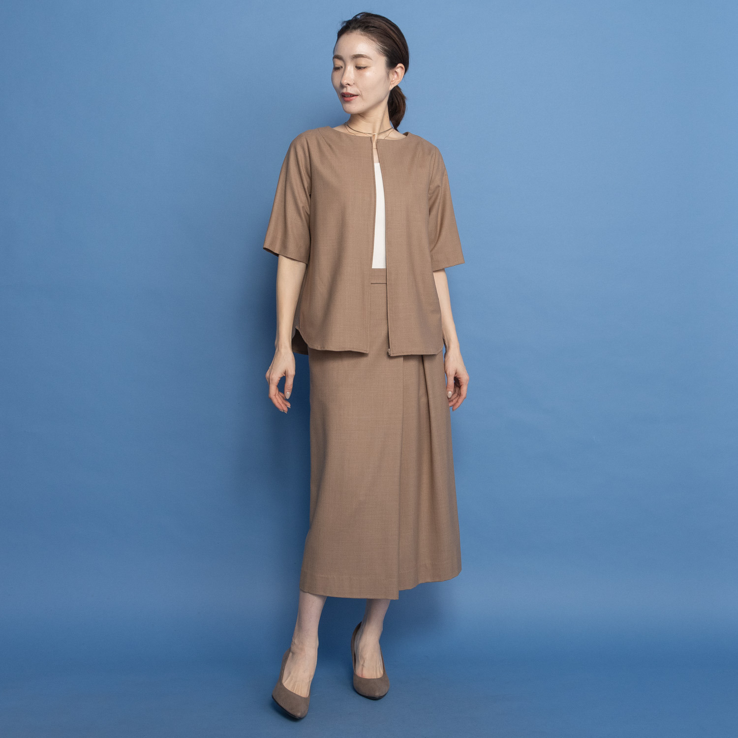 レア　ジェム ウールトリアセテート混 タックデザイン Ｉラインスカート