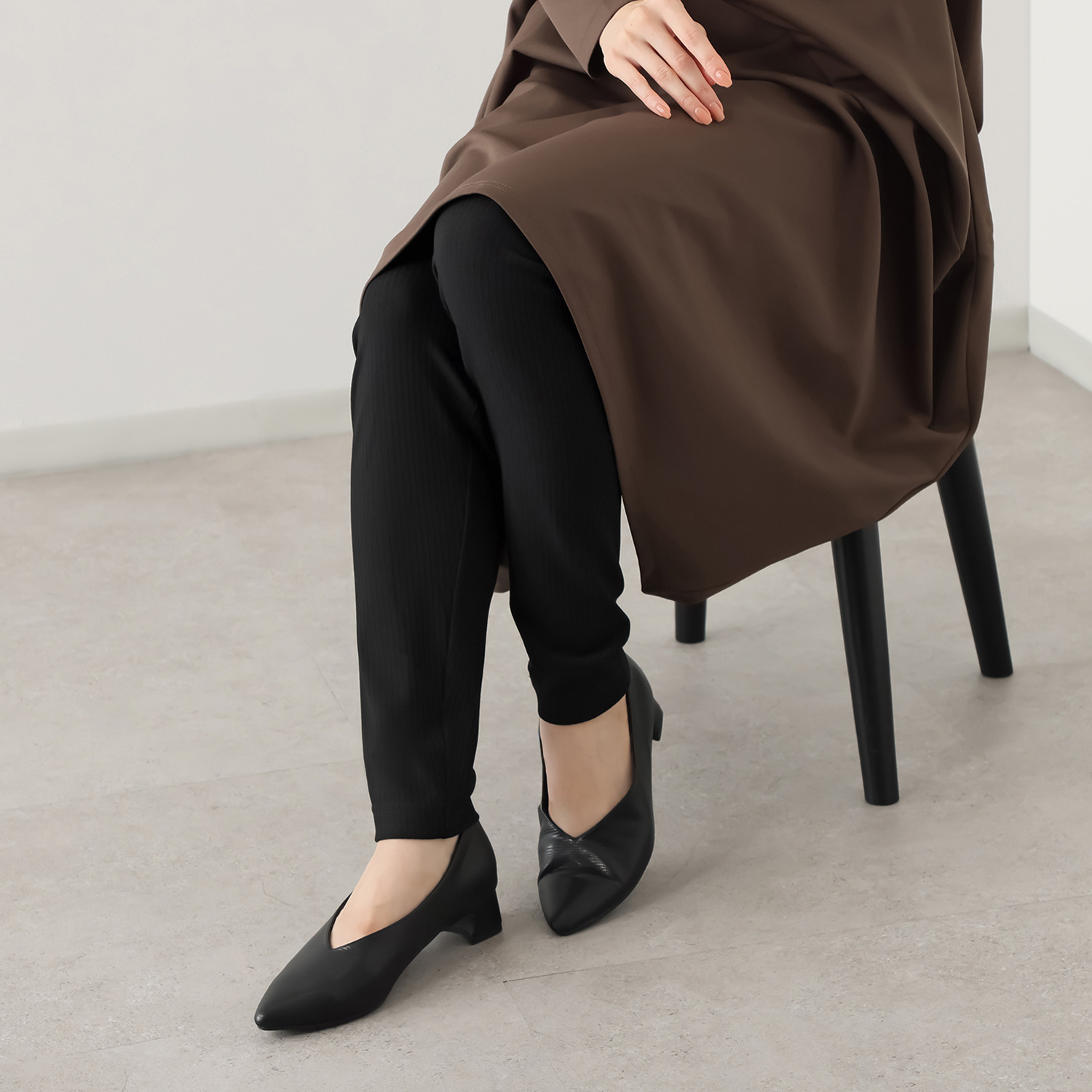 ヒロコ　デシネール 指１本のゆとり マチ付きソフトリブ １２分丈 レギンスパンツ