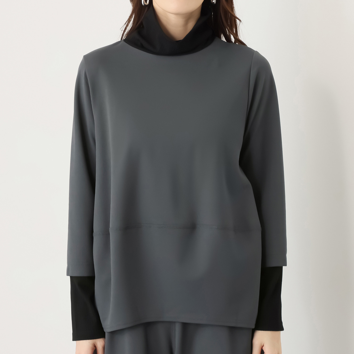 ヒロコ　デシネール リブタートル＆リブ袖 コーディネイト風 バレルシルエット プルオーバー