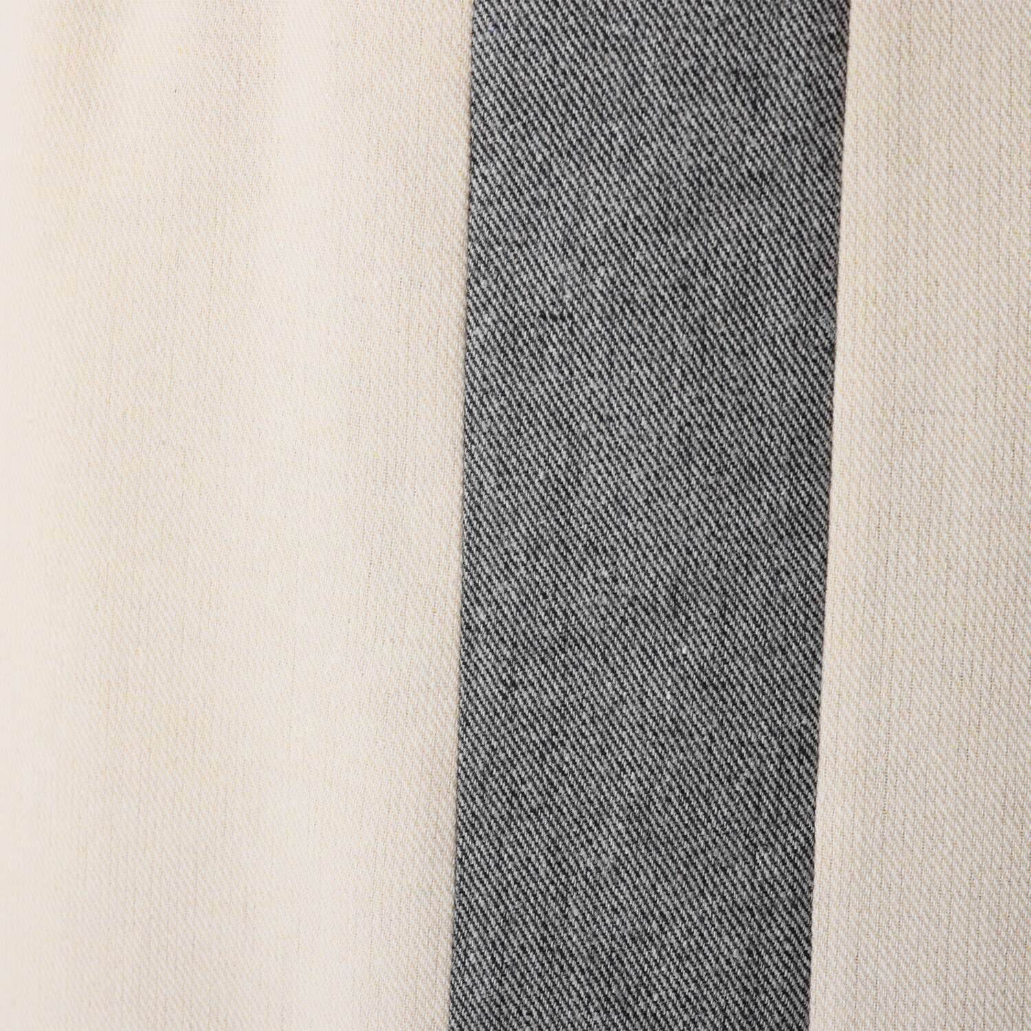 ウノ・ウノ・ドゥーエ ラインアクセントスカート