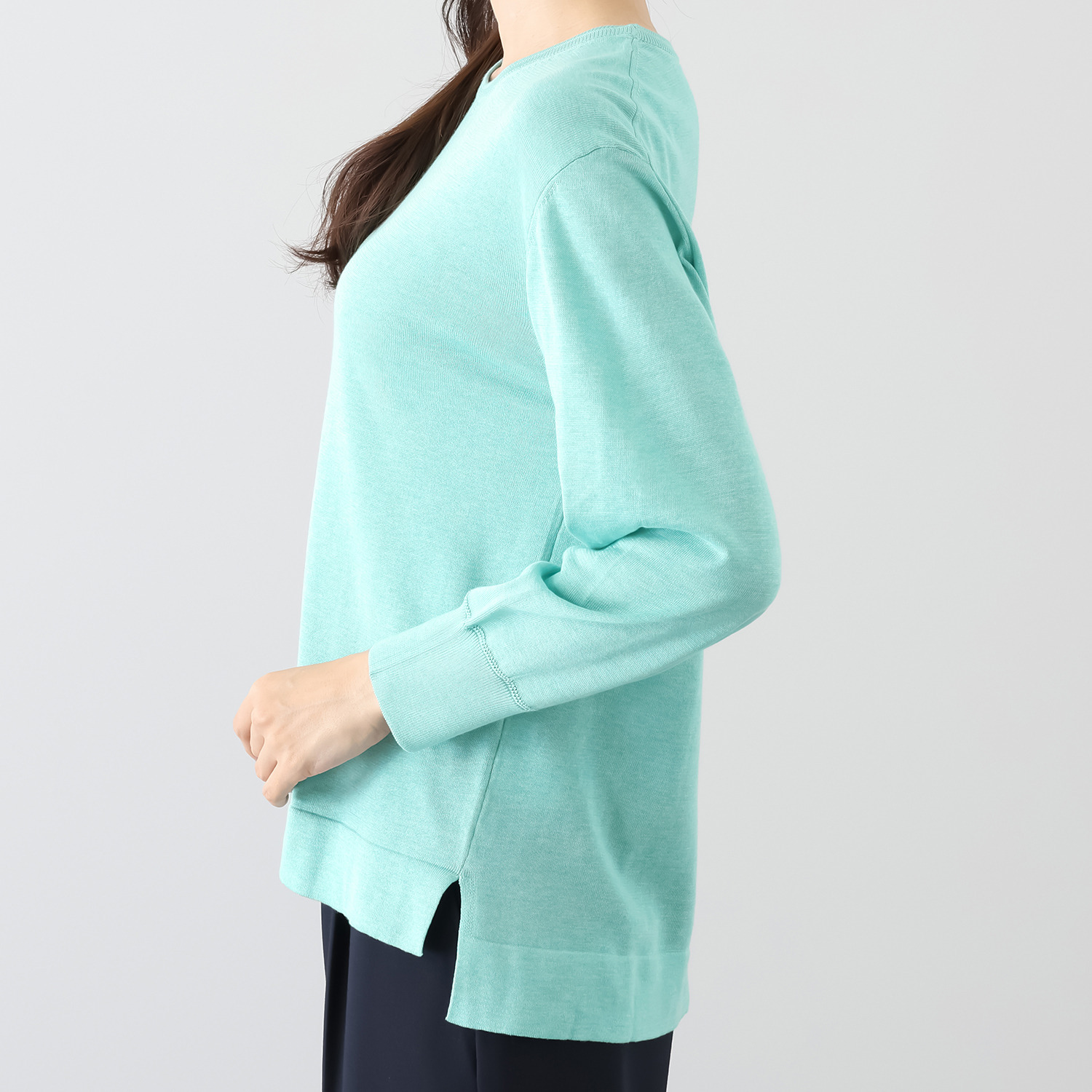 ソアージュ 希少なスビン綿１００％ とろける肌触りと 上品な光沢 クルーネック ニットプルオーバー