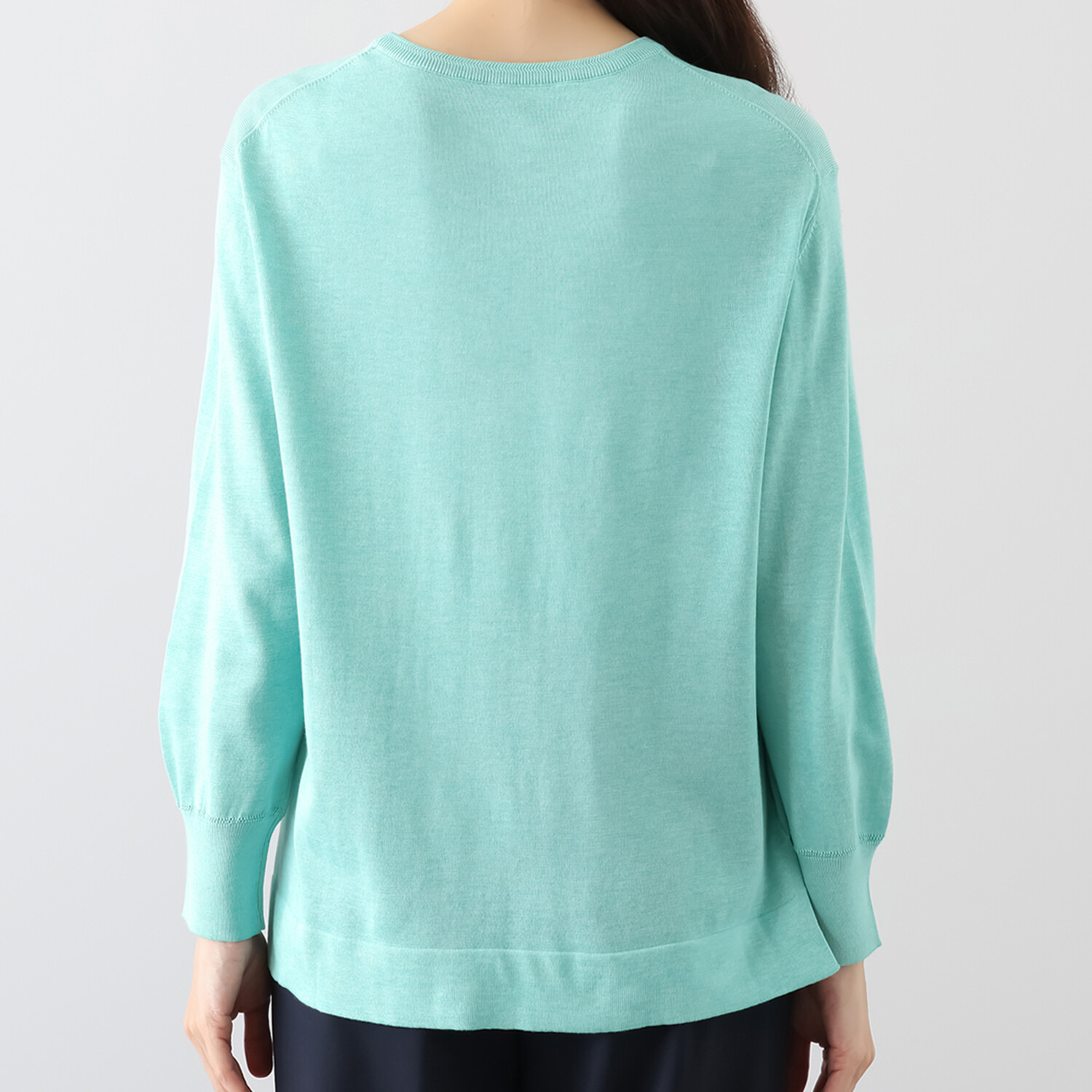 ソアージュ 希少なスビン綿１００％ とろける肌触りと 上品な光沢 クルーネック ニットプルオーバー