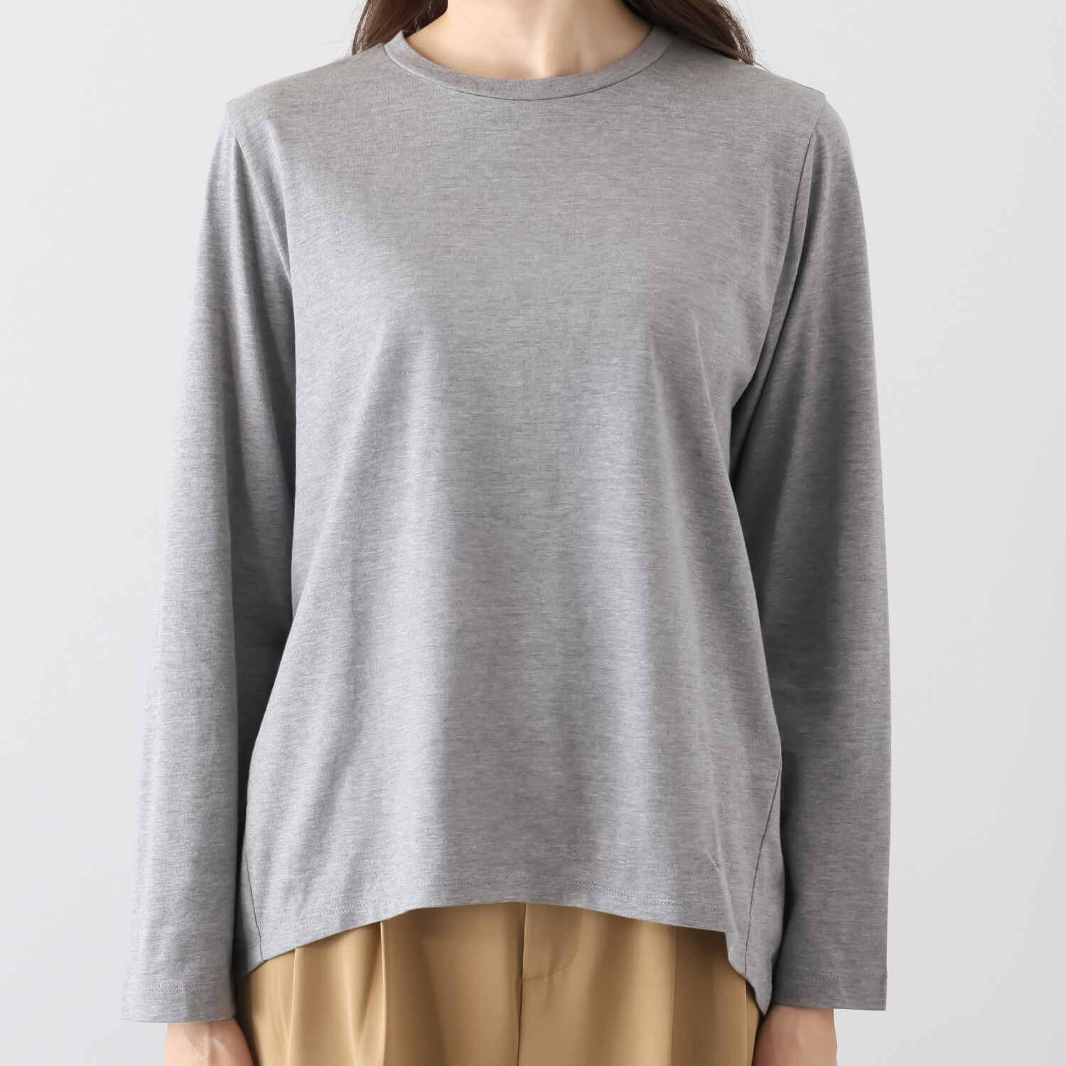 ソアージュ 希少なスビン綿１００％ とろける肌触りと 上品な光沢 ラウンドヘムデザイン カットソープルオーバー