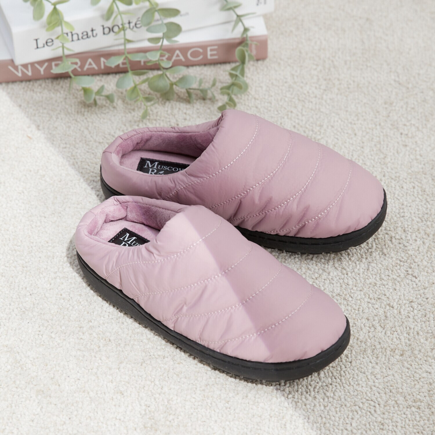 モスコビーリッチダウン 足もとの防寒対策に 冬ごもり ダウンルームシューズ