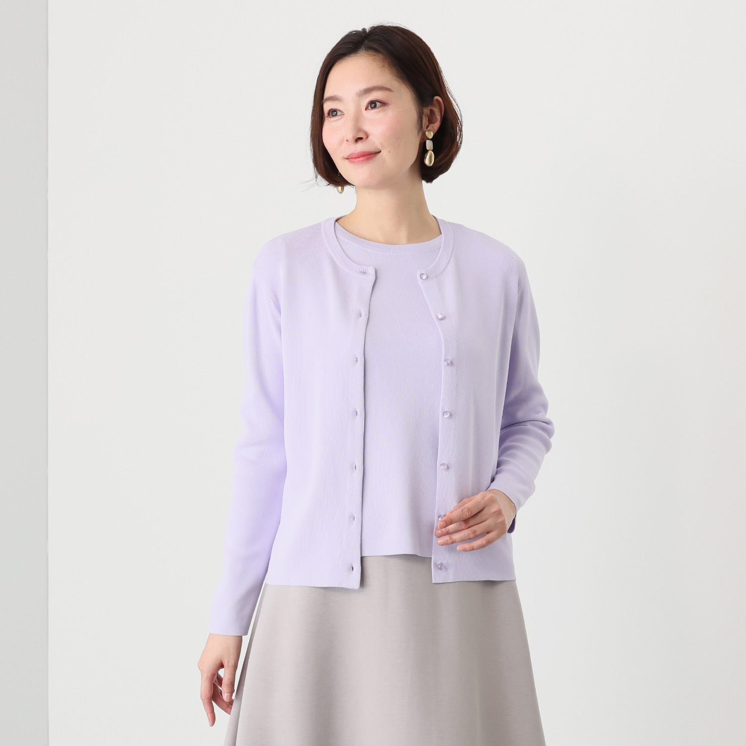 ルクオーレ きれい見え 総針編 ボタンアクセント ニットカーディガン