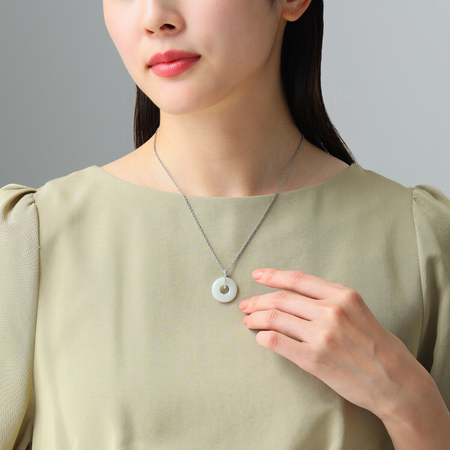 アートライン シルバー 本翡翠＆ 合成モアサナイト 十全十美のエタニティー ペンダントトップ